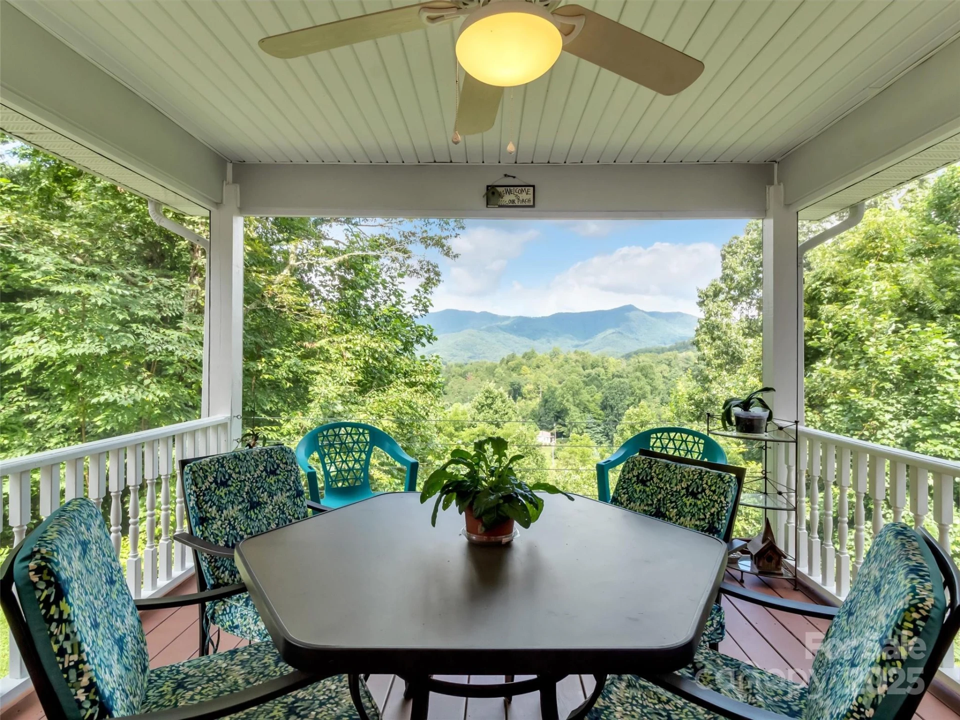 562 Beechwood Drive - Photo 10