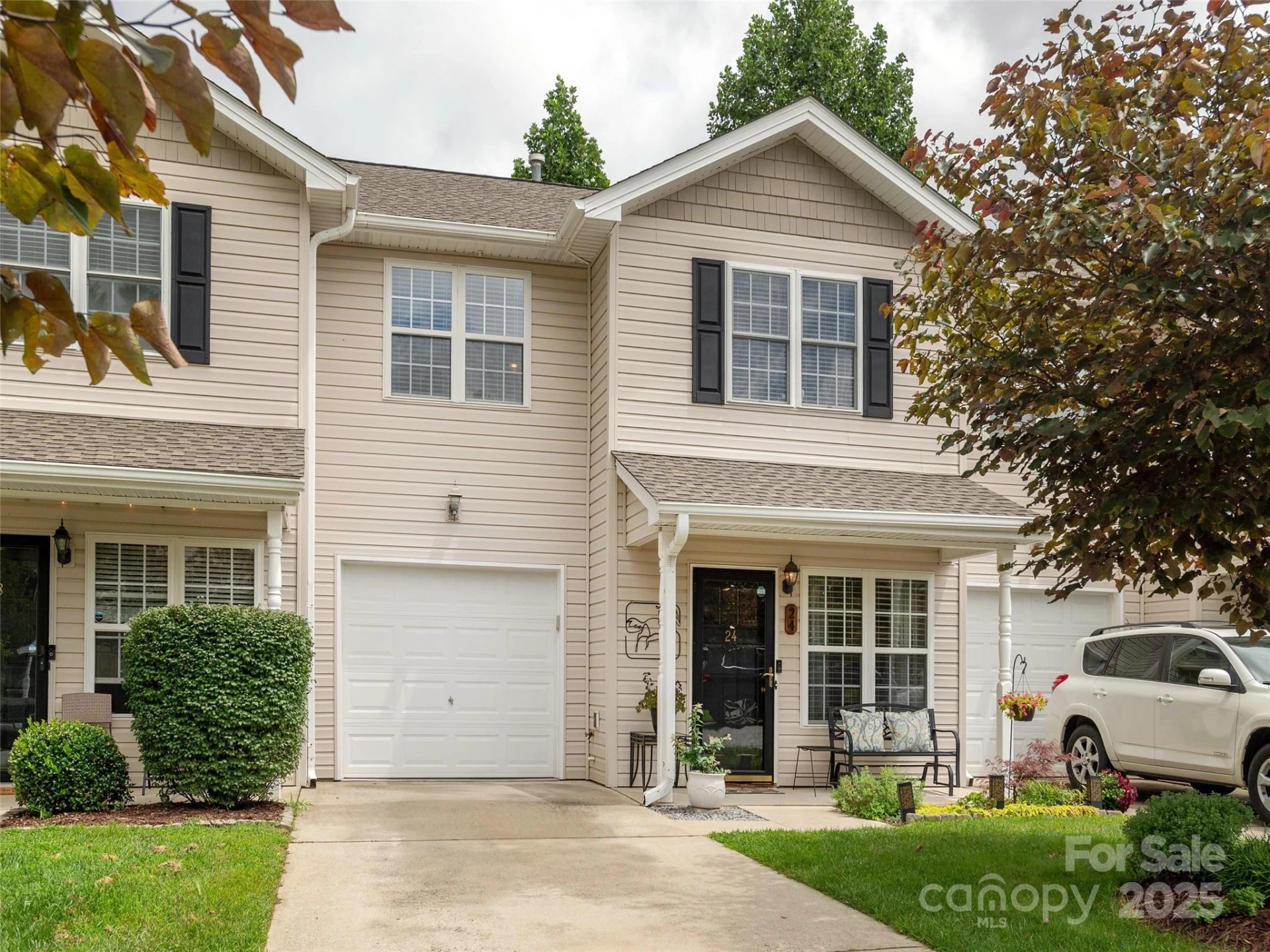 24 Lanceford Circle