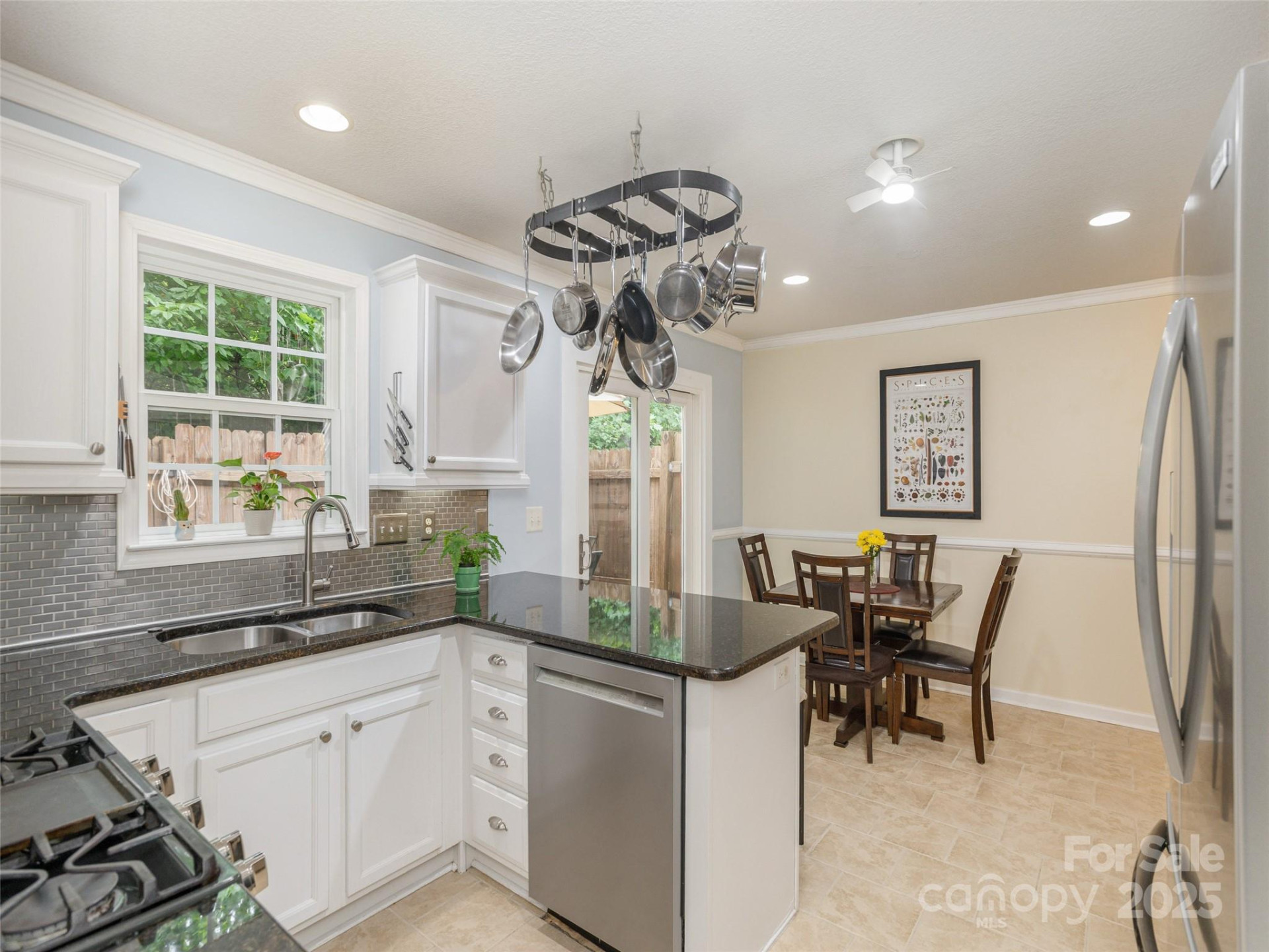 24 Lanceford Circle - Photo 10