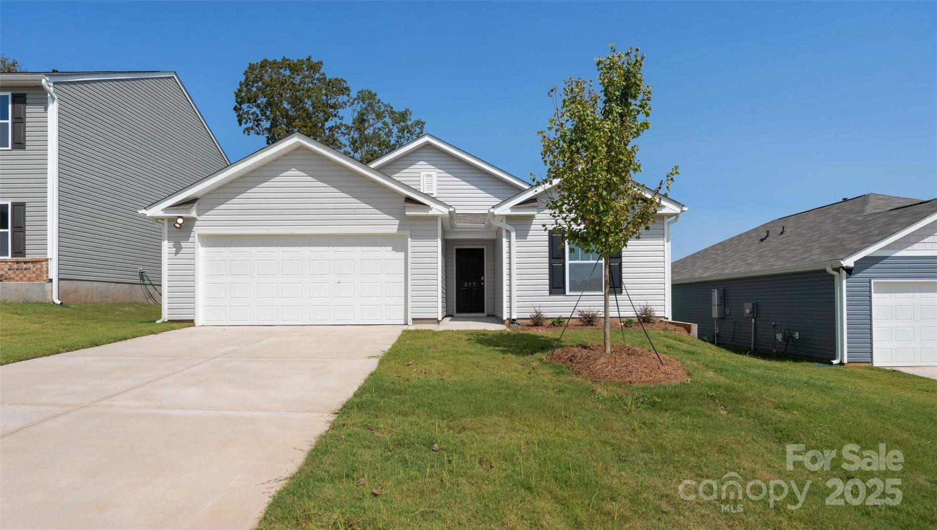 33 Callie River Court