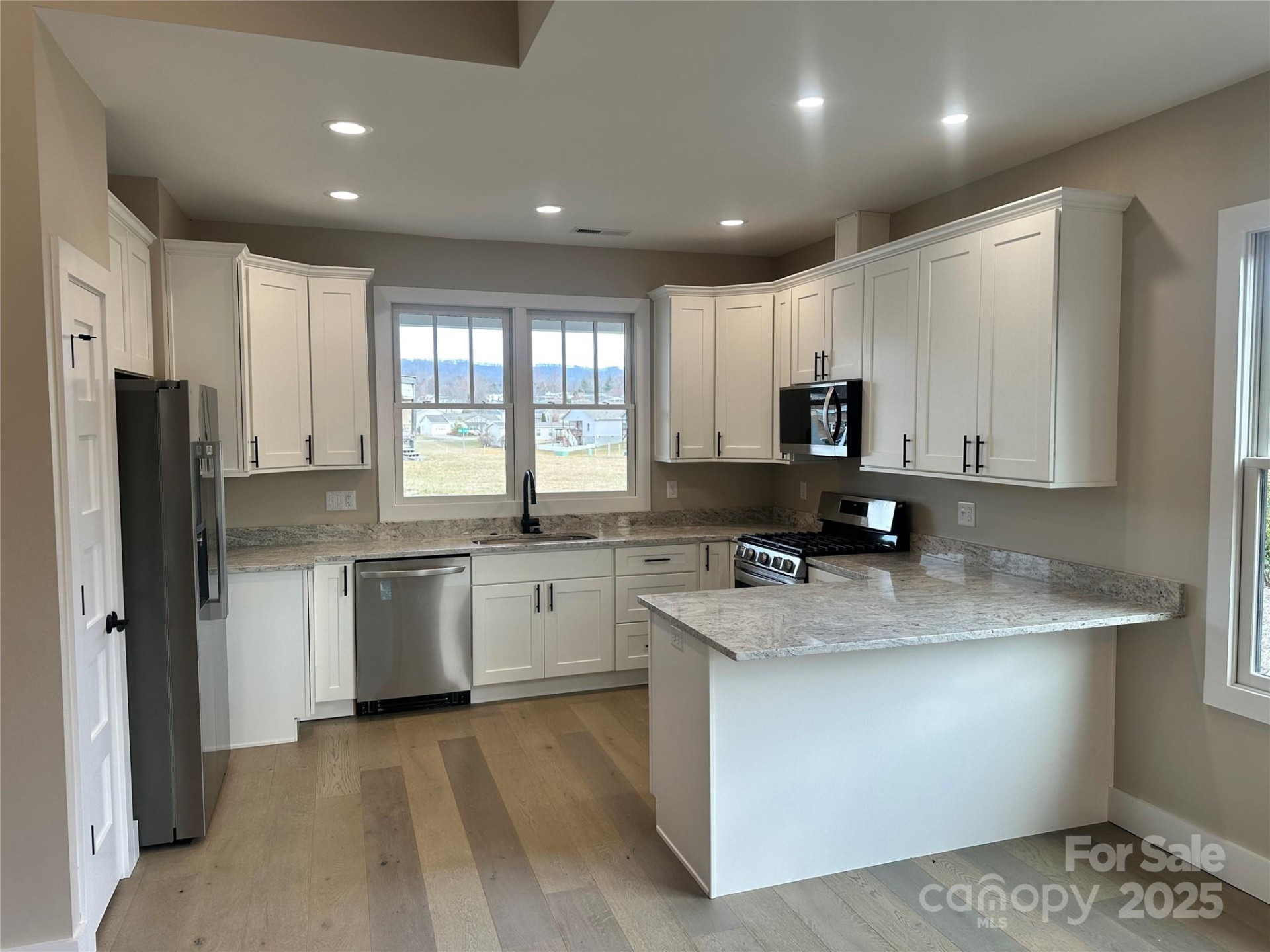 30 Olde Oak Court - Photo 4