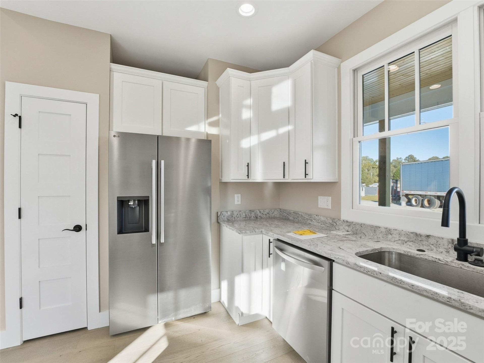 30 Olde Oak Court - Photo 6