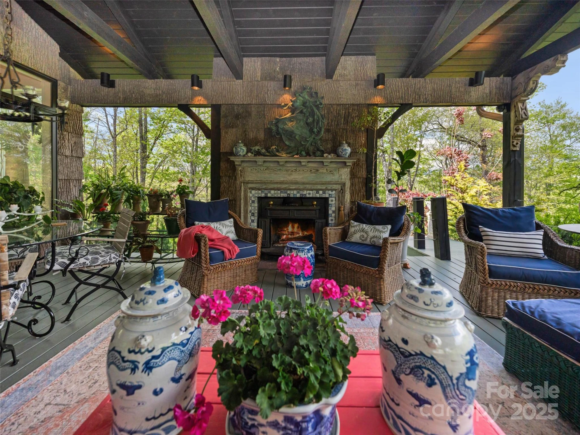 13084 Canada Road - Photo 36