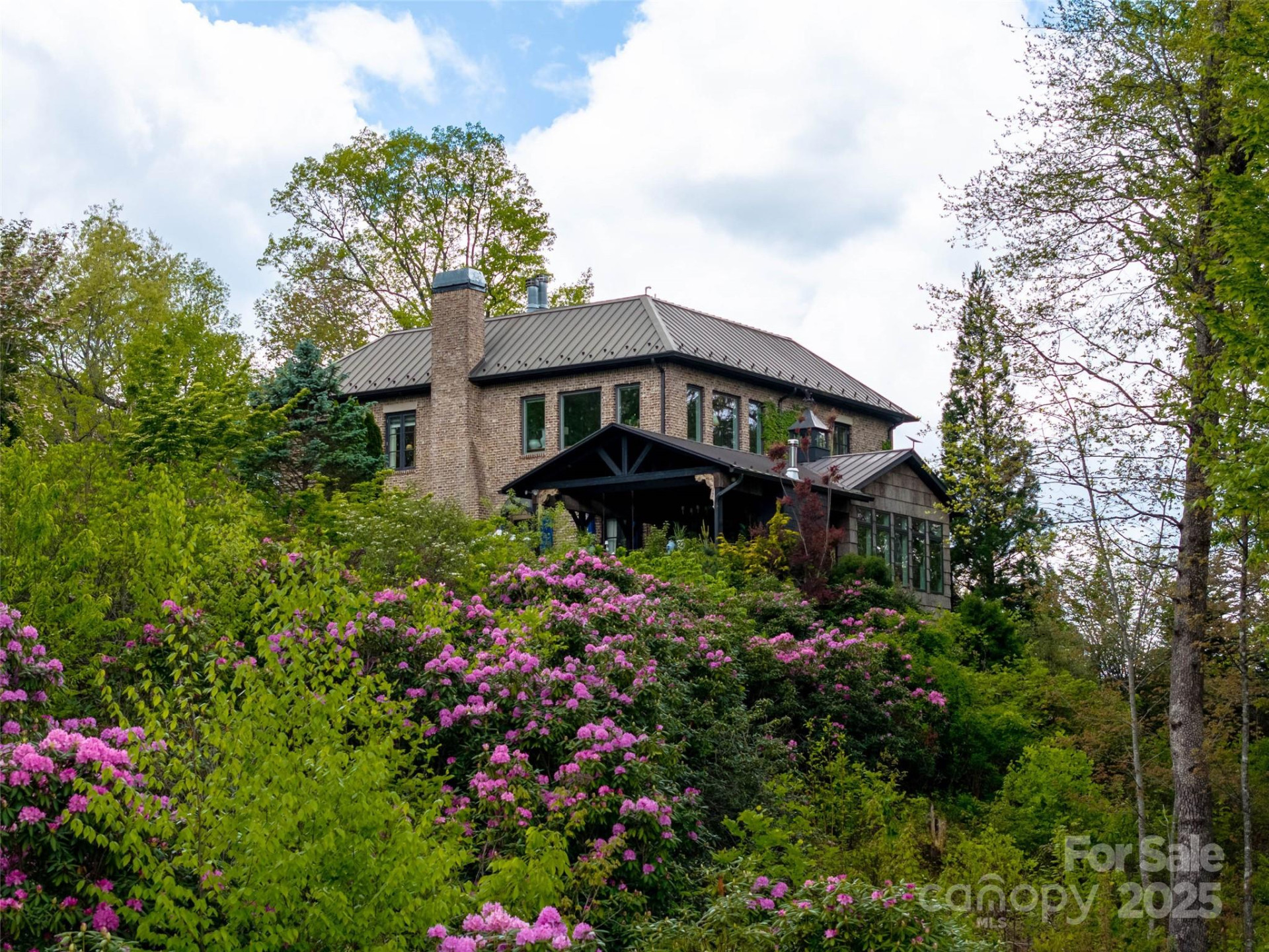 13084 Canada Road - Photo 5