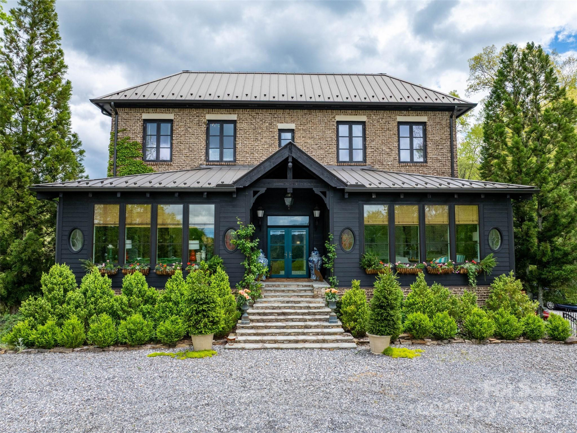 13084 Canada Road - Photo 43