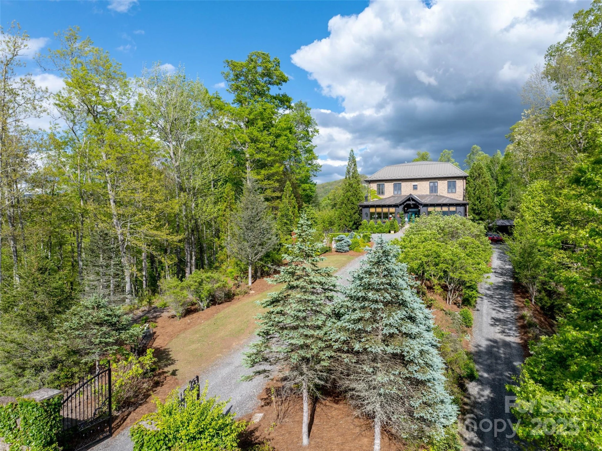 13084 Canada Road - Photo 8