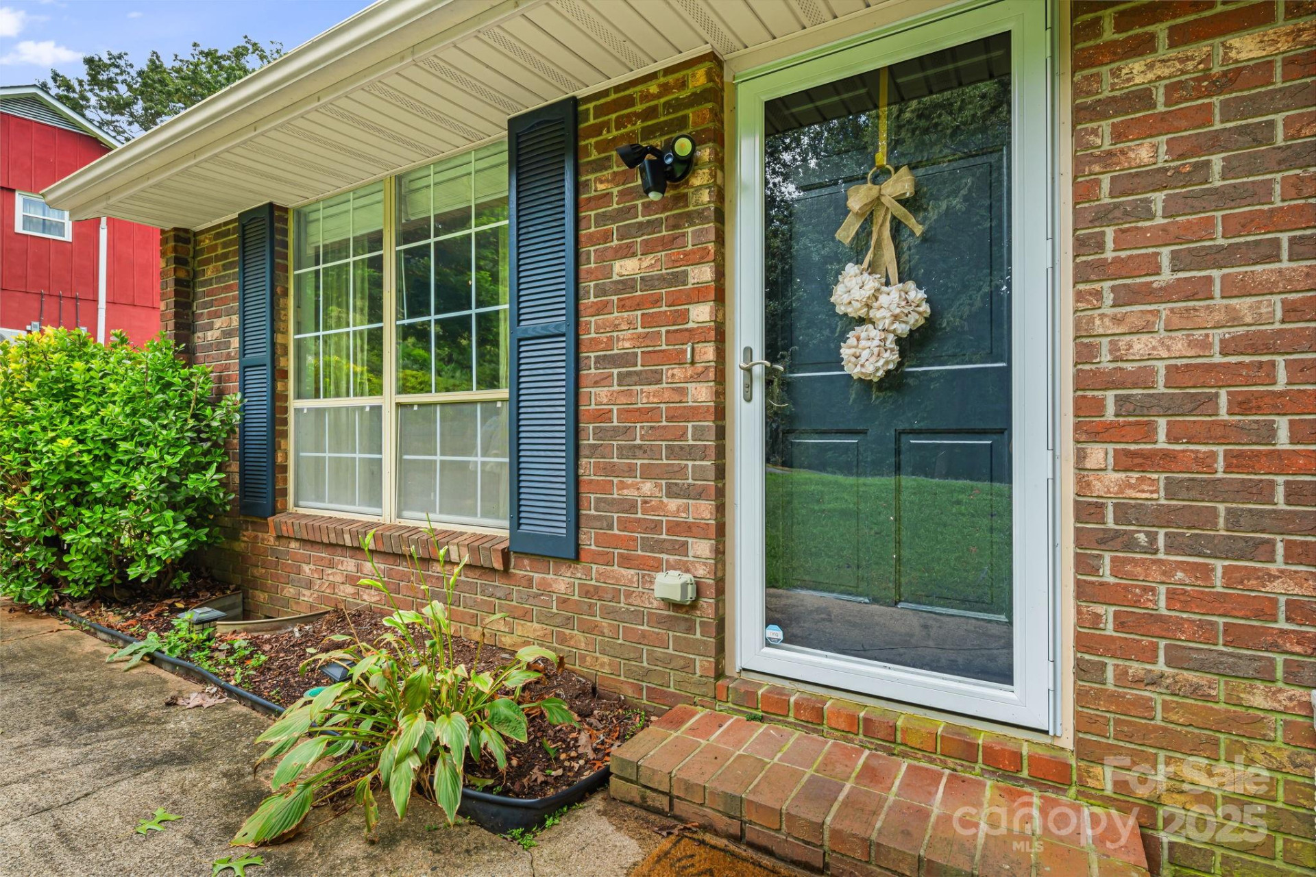 102 Aycock Street - Photo 11