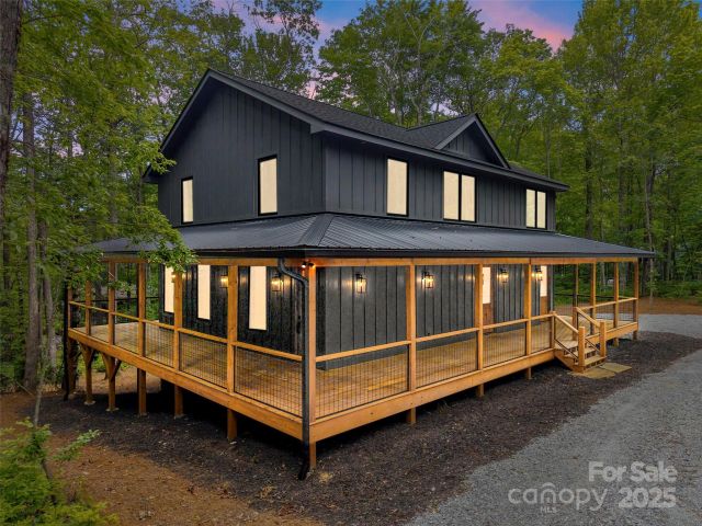 365 Cherokee Circle, Lake Toxaway, NC, 28747