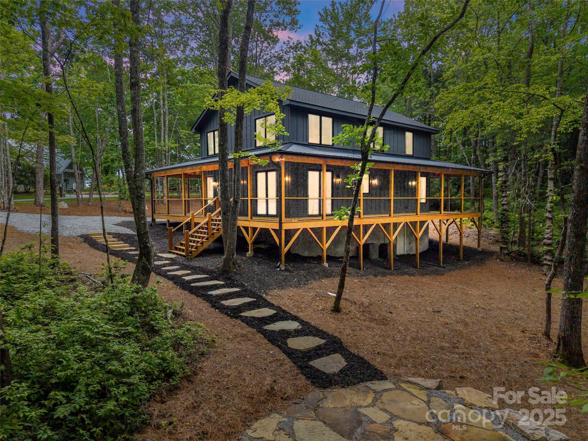 365 Cherokee Circle - Photo 3