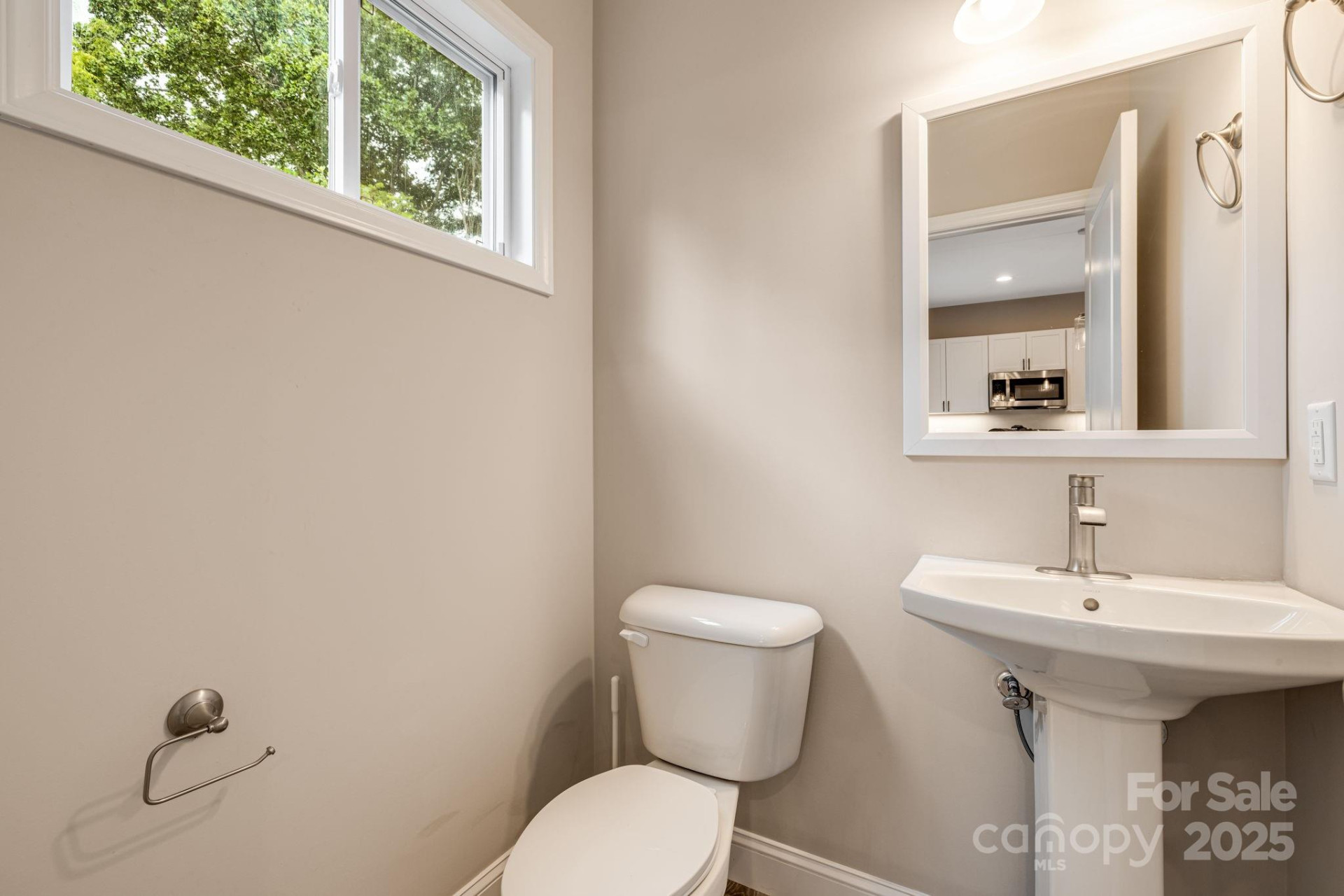 92 Moody Avenue - Photo 16
