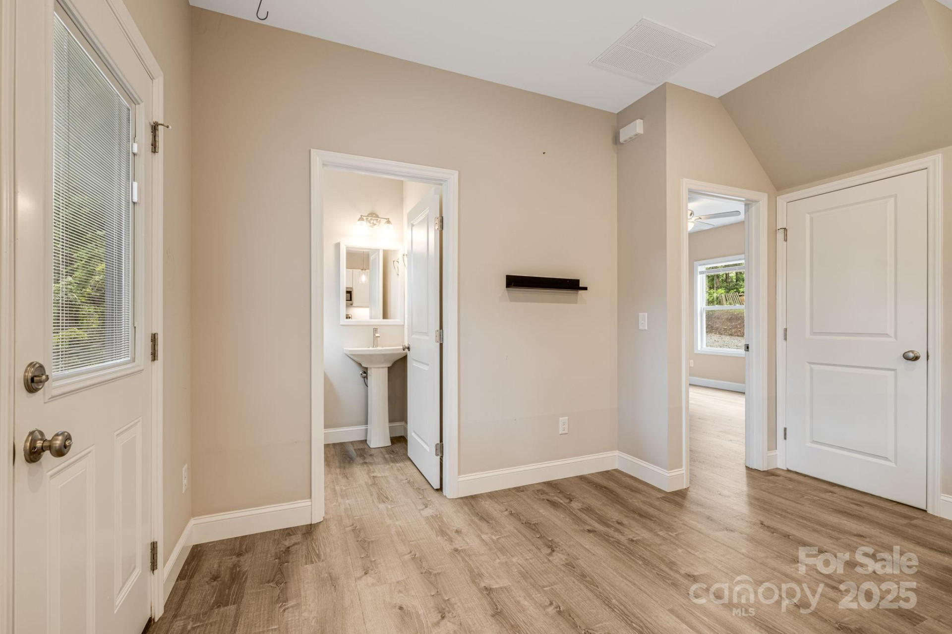92 Moody Avenue - Photo 17