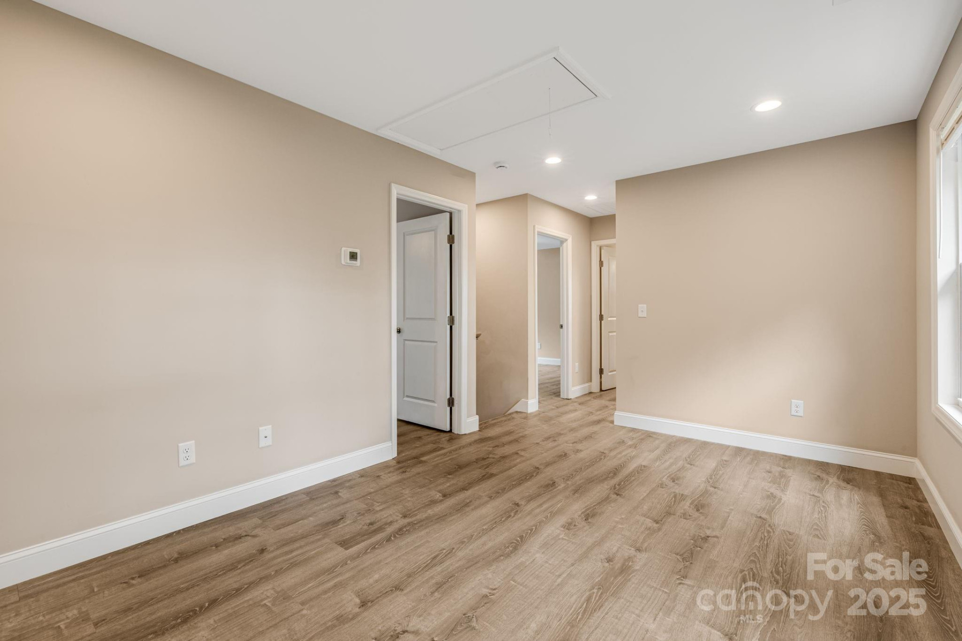 92 Moody Avenue - Photo 27