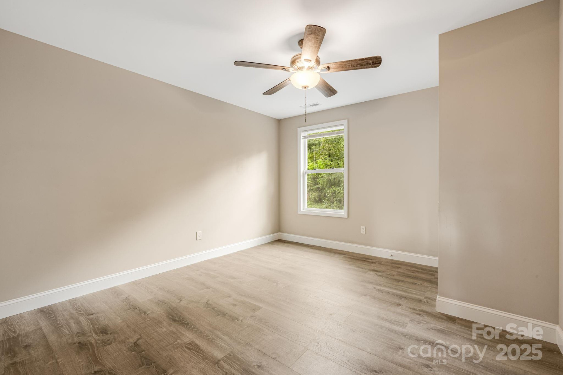 92 Moody Avenue - Photo 28