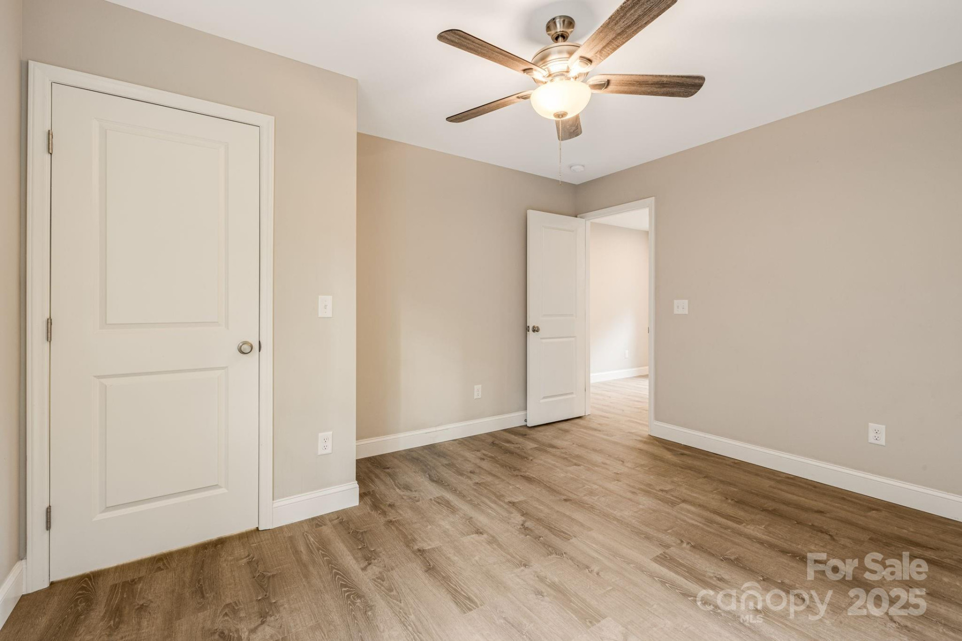 92 Moody Avenue - Photo 30