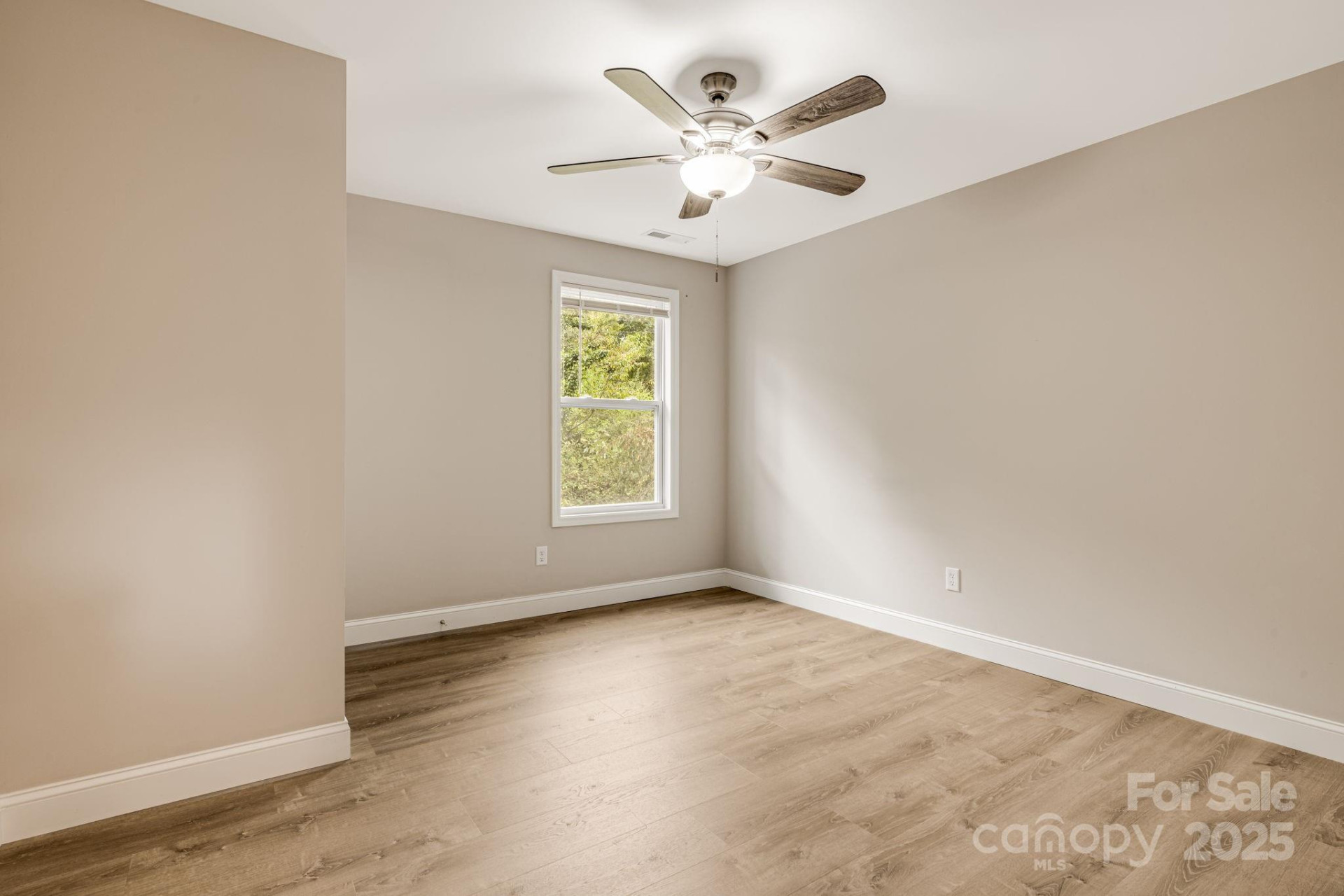 92 Moody Avenue - Photo 33