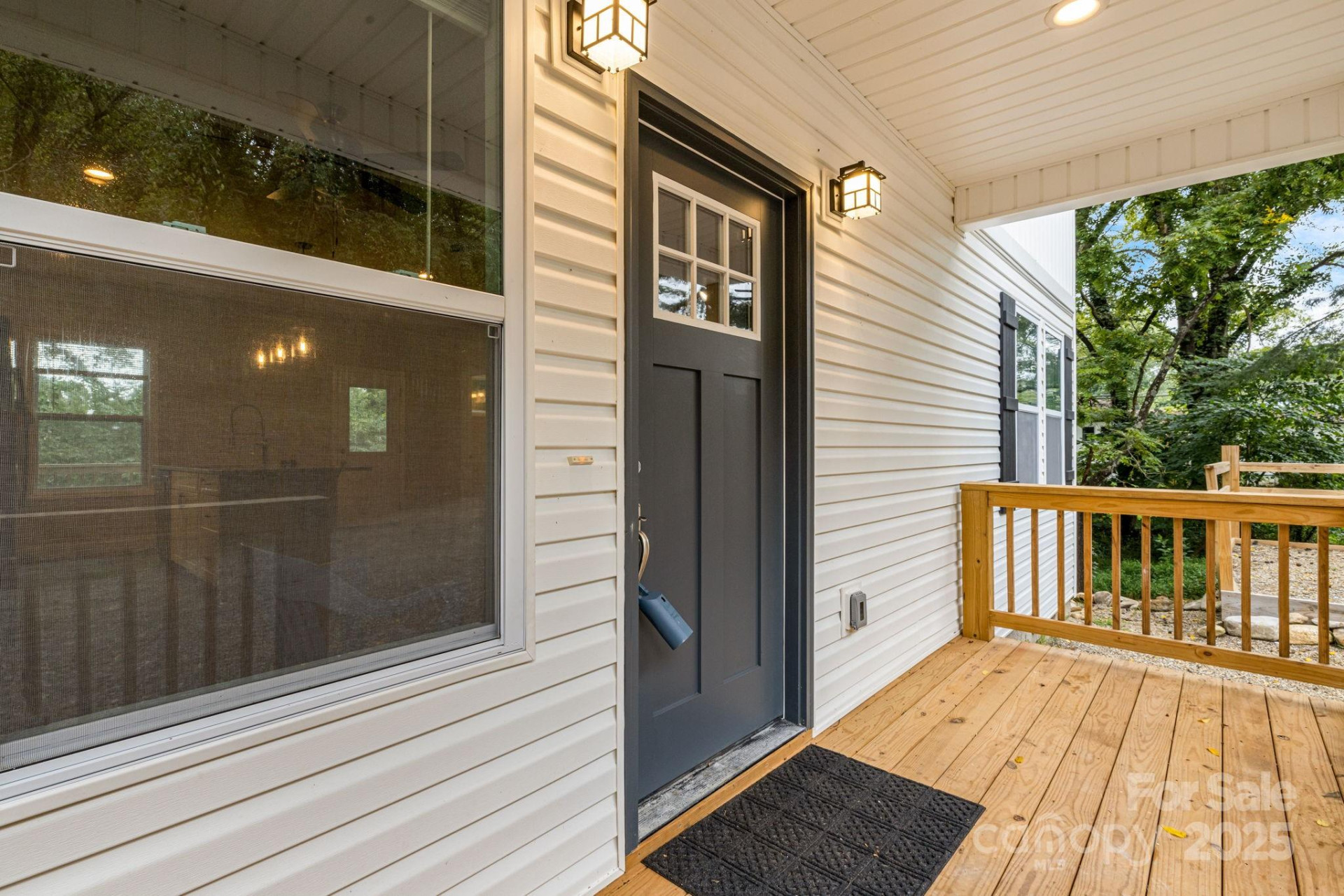 92 Moody Avenue - Photo 6