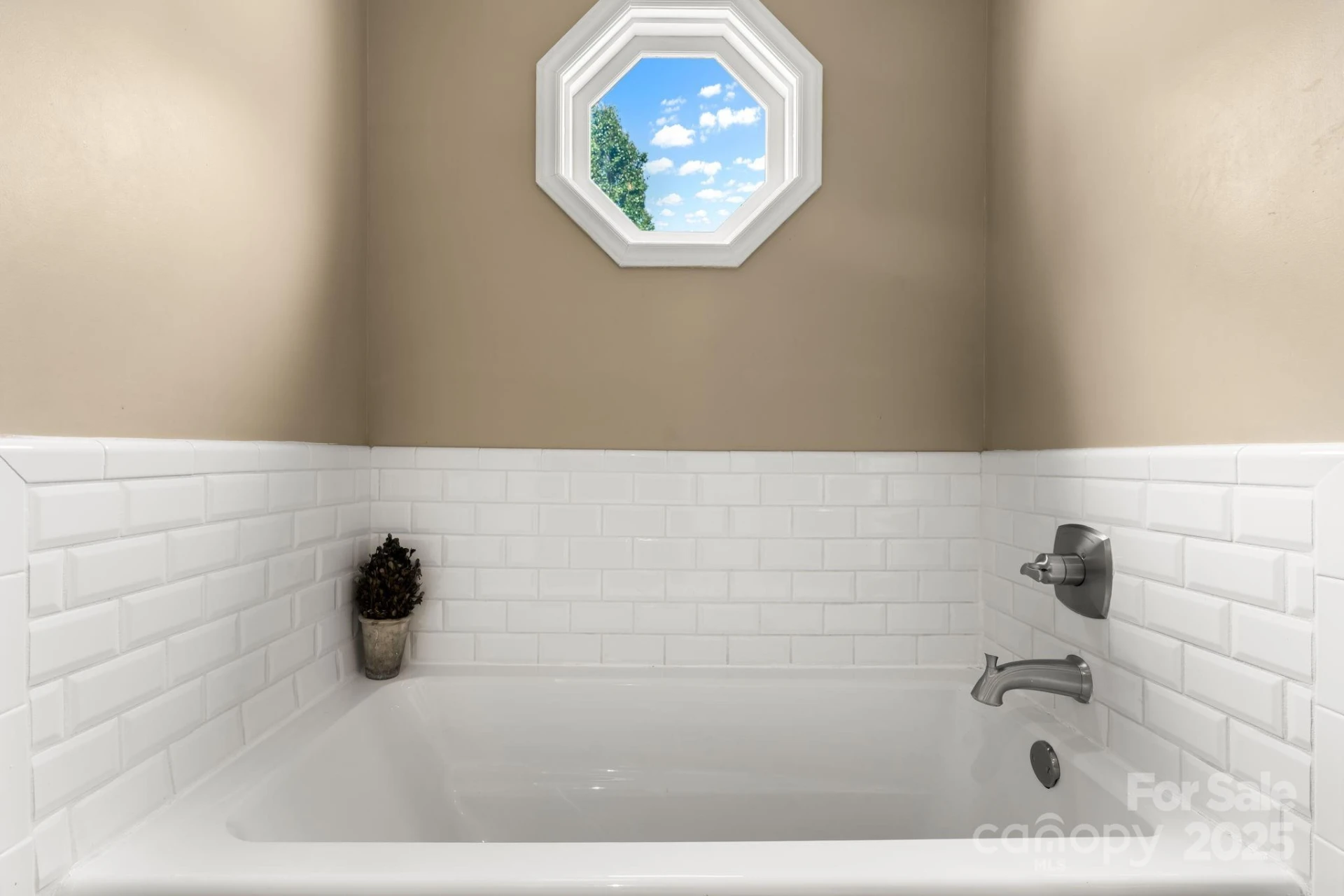 2169 Winds Avenue - Photo 14
