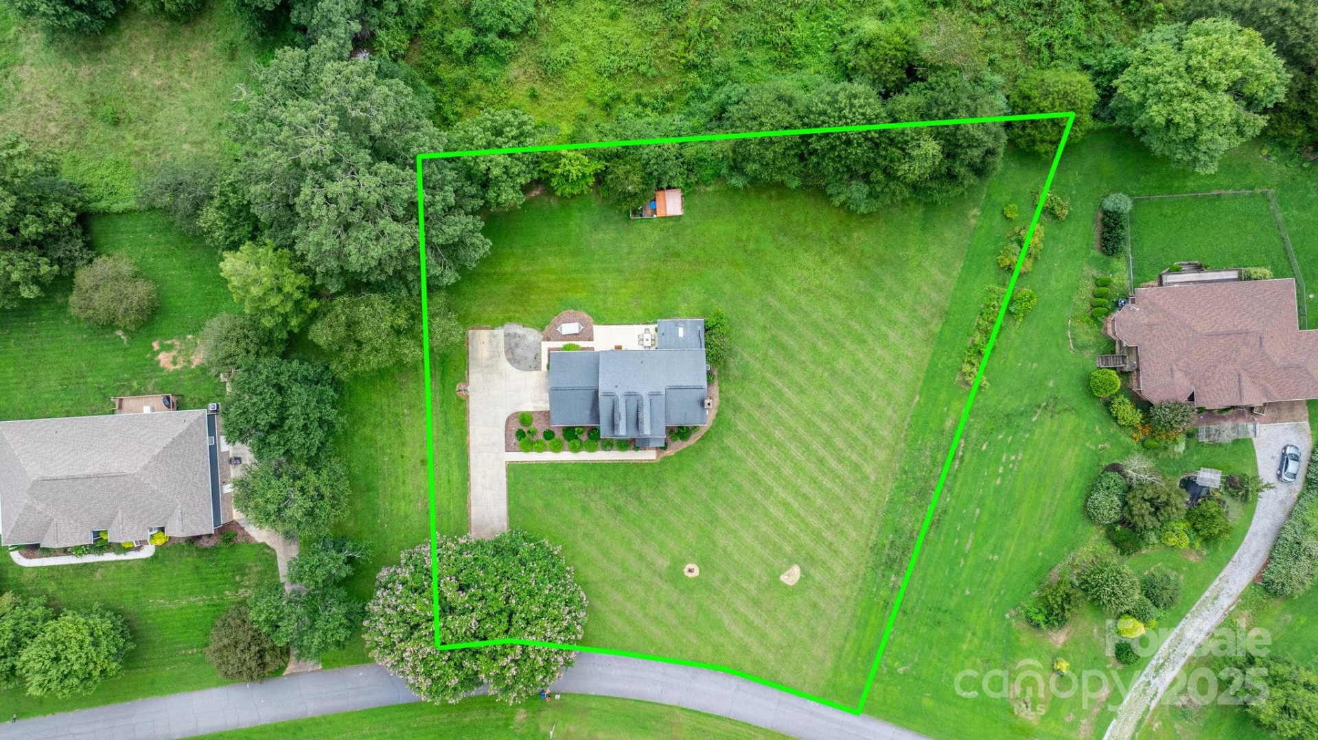 2169 Winds Avenue - Photo 32