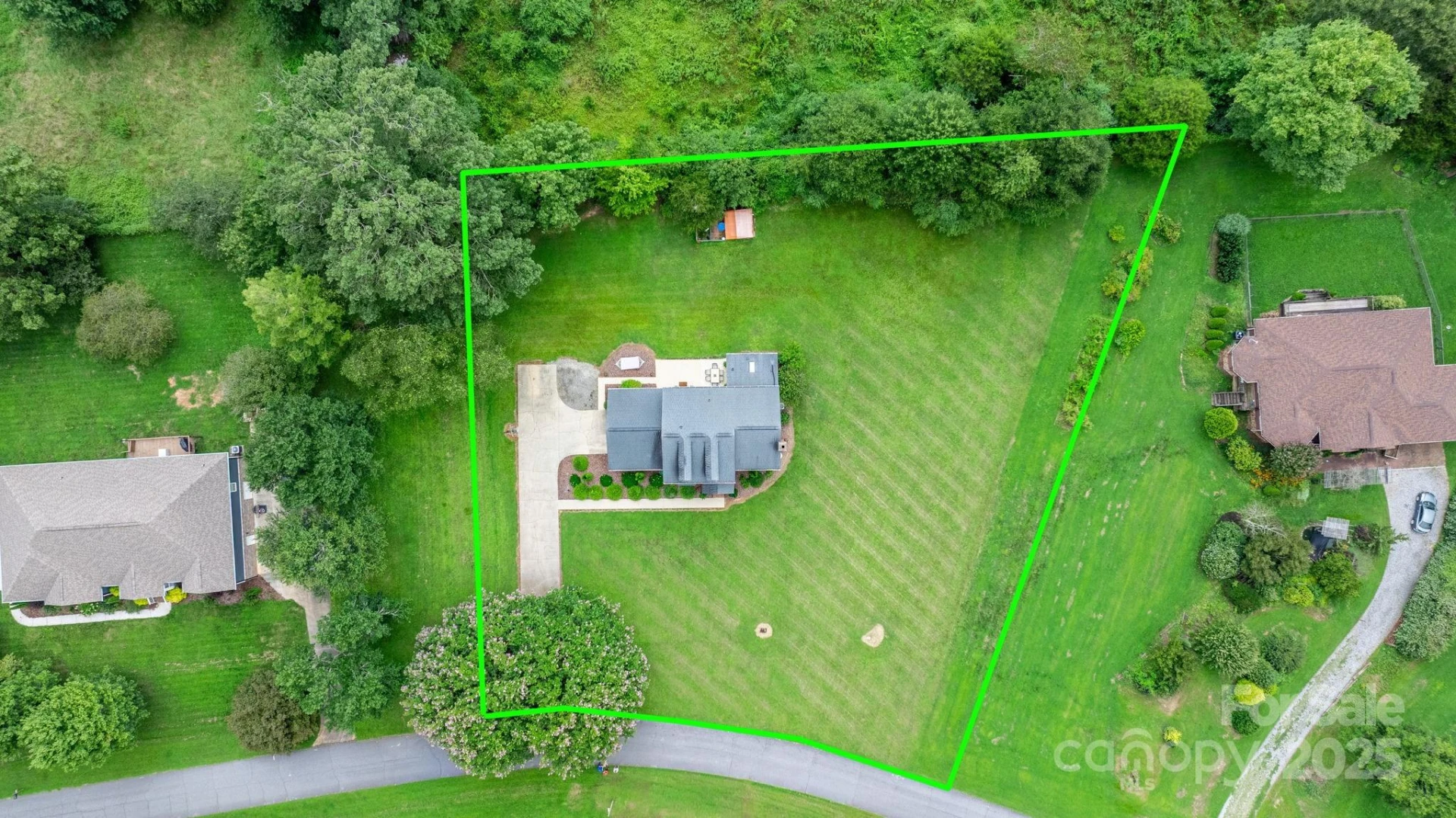 2169 Winds Avenue - Photo 32