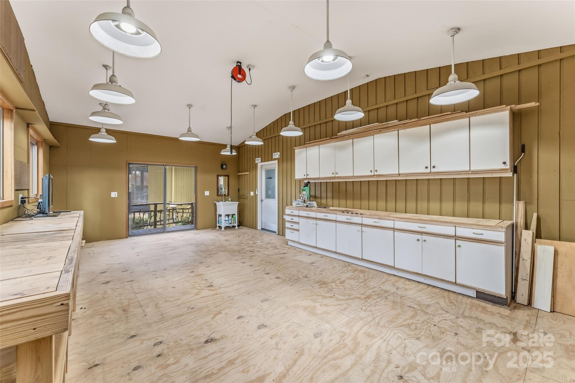 632 Dvdisdi Court - Photo 42