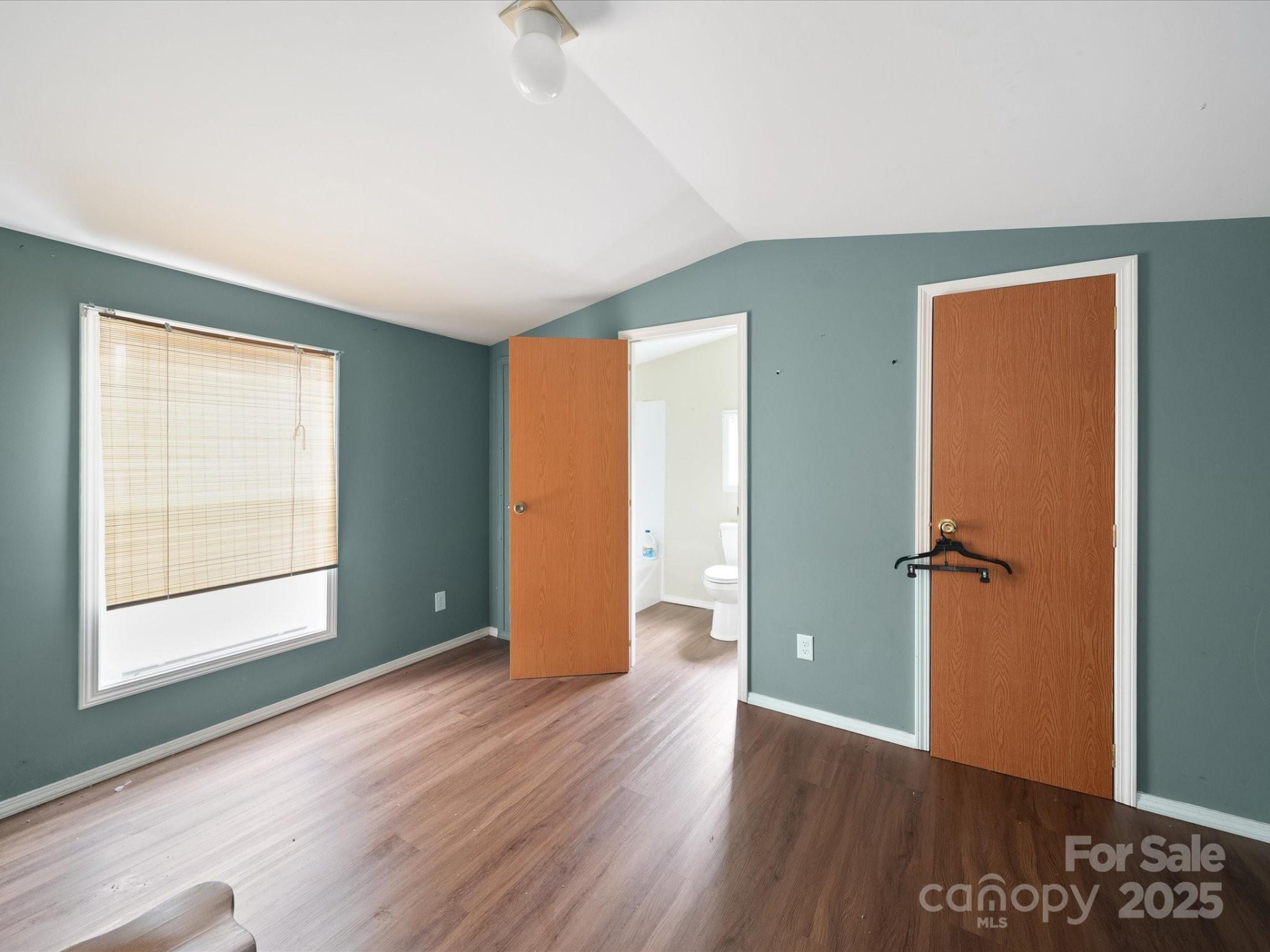 1168 Main Street - Photo 13