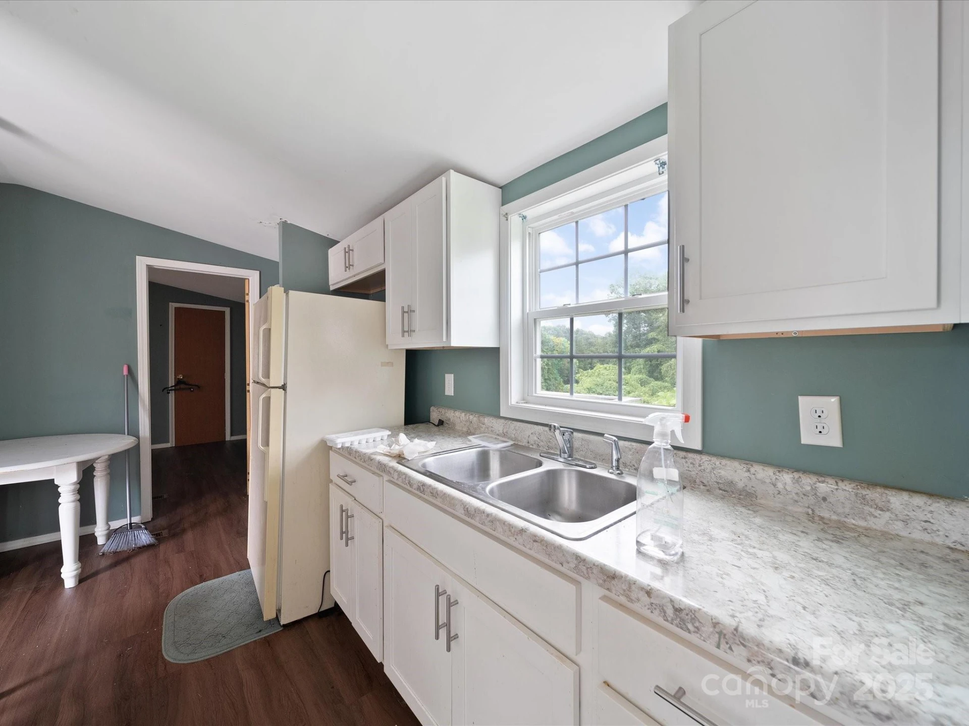 1168 Main Street - Photo 16