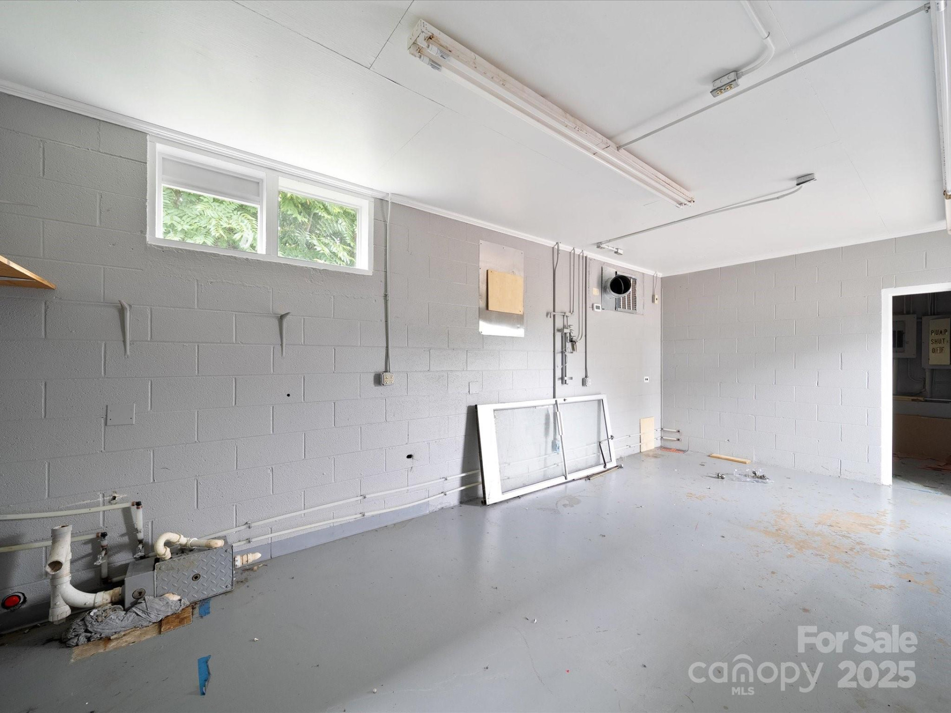 1168 Main Street - Photo 5
