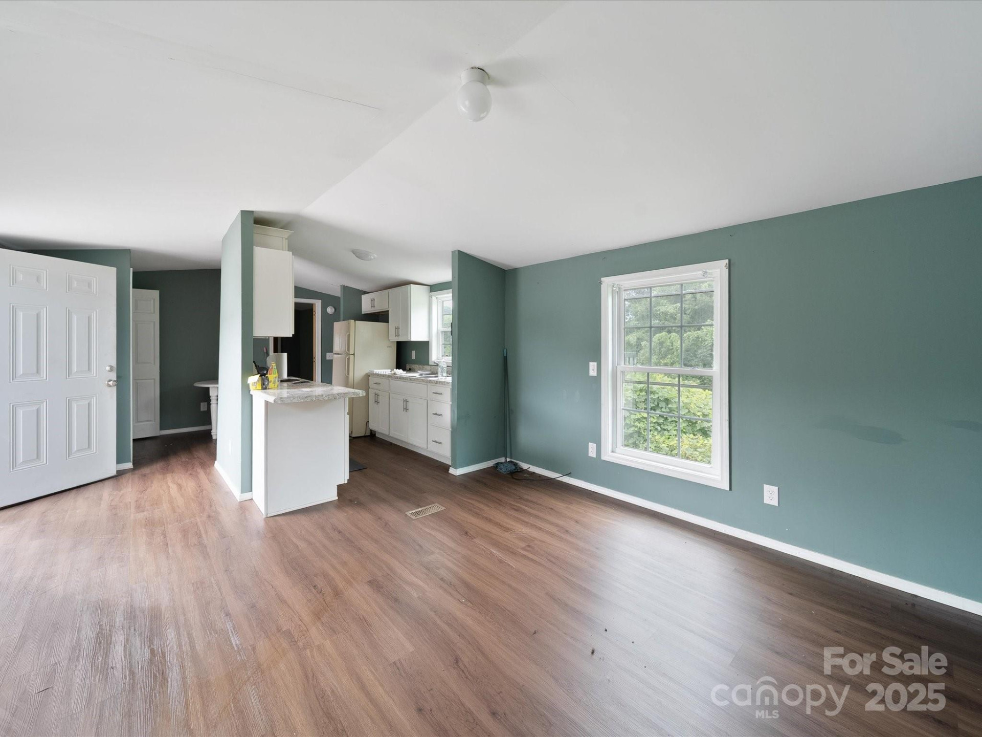 1168 Main Street - Photo 7