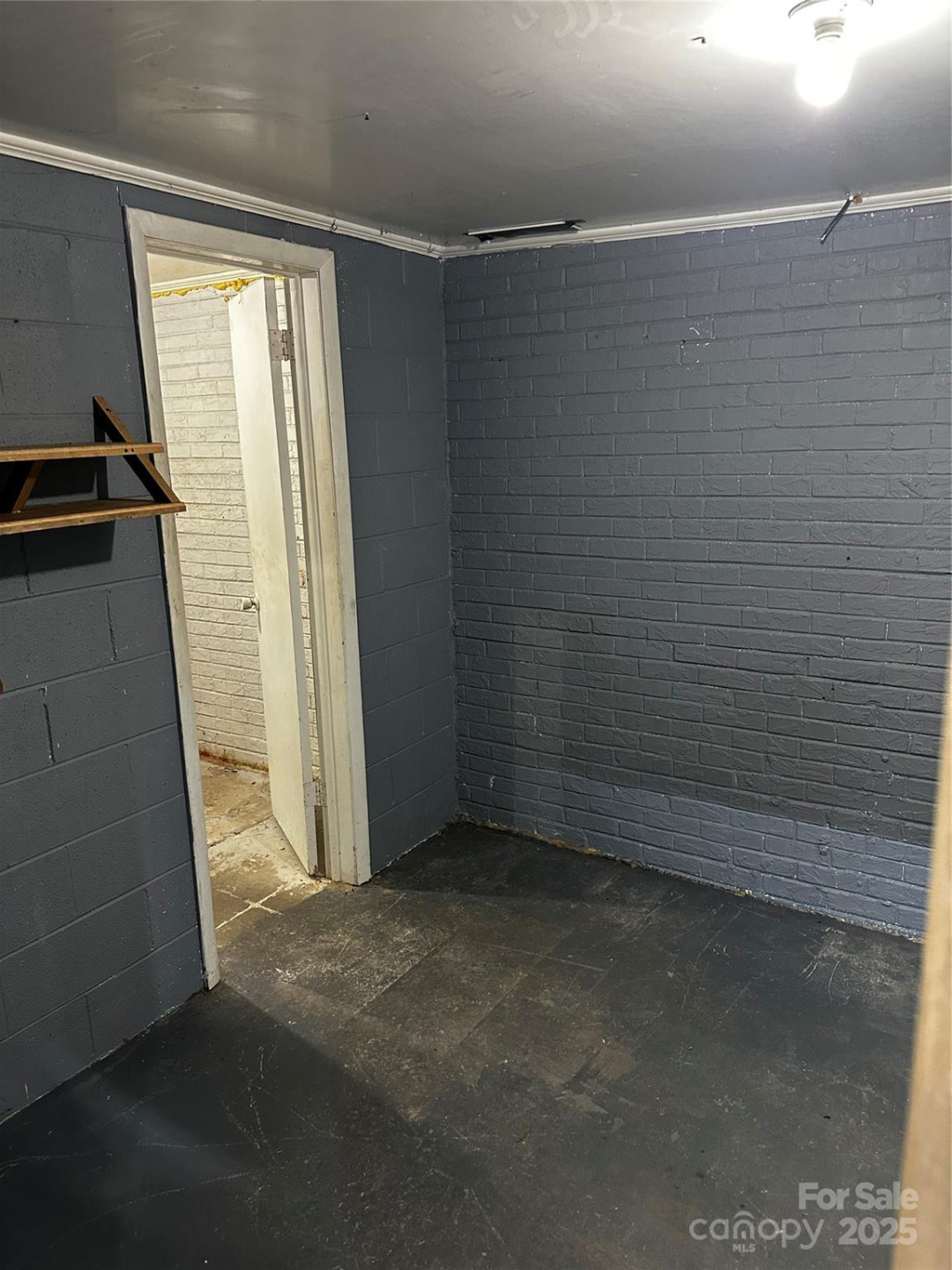 9046 Costner Road - Photo 13