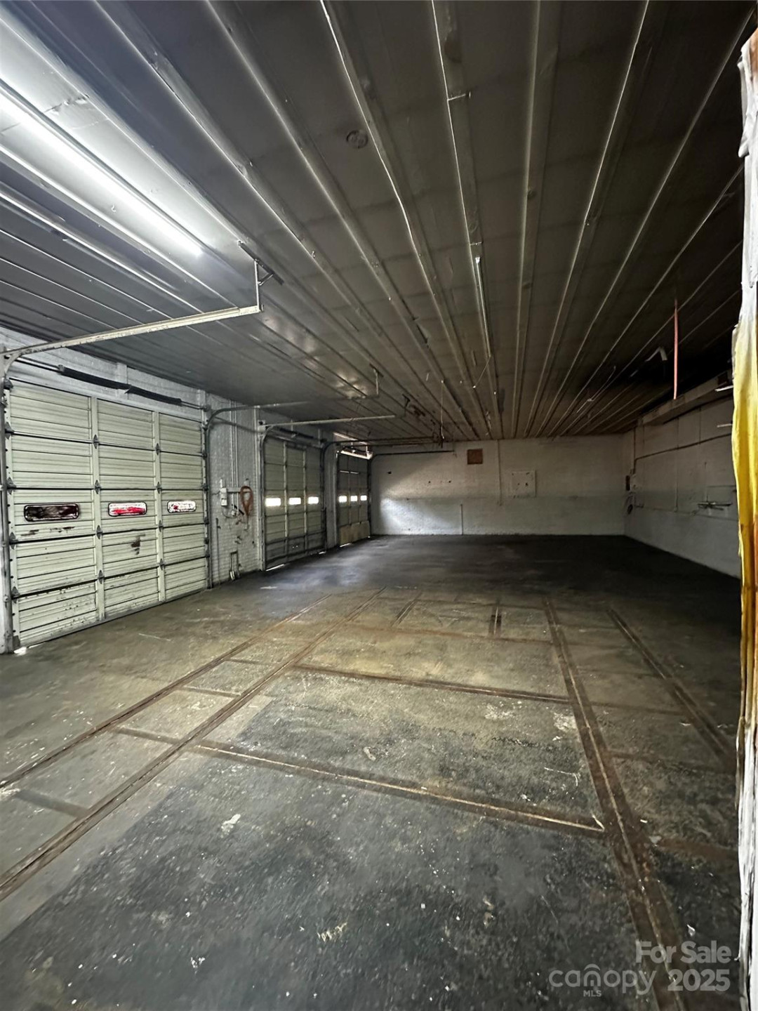 9046 Costner Road - Photo 10