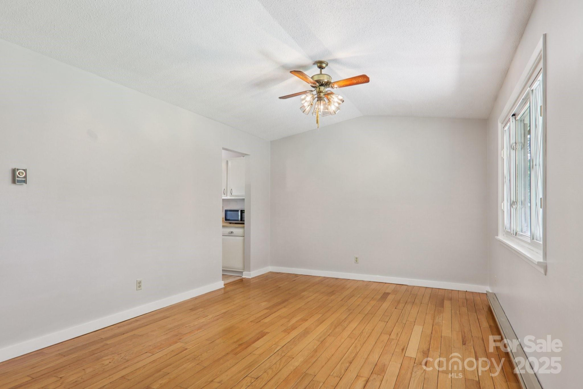 264 Cashdon Drive - Photo 11