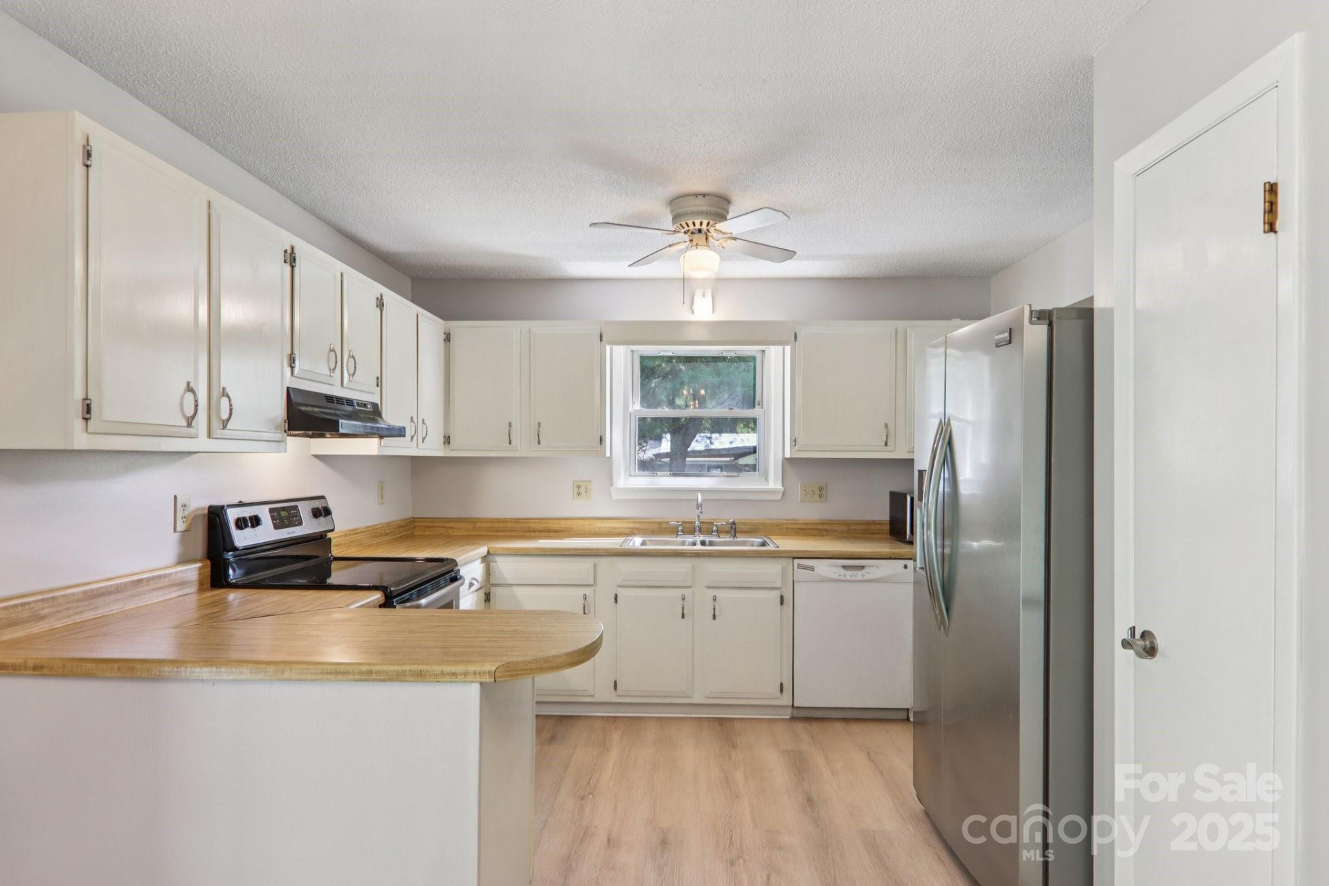 264 Cashdon Drive - Photo 17