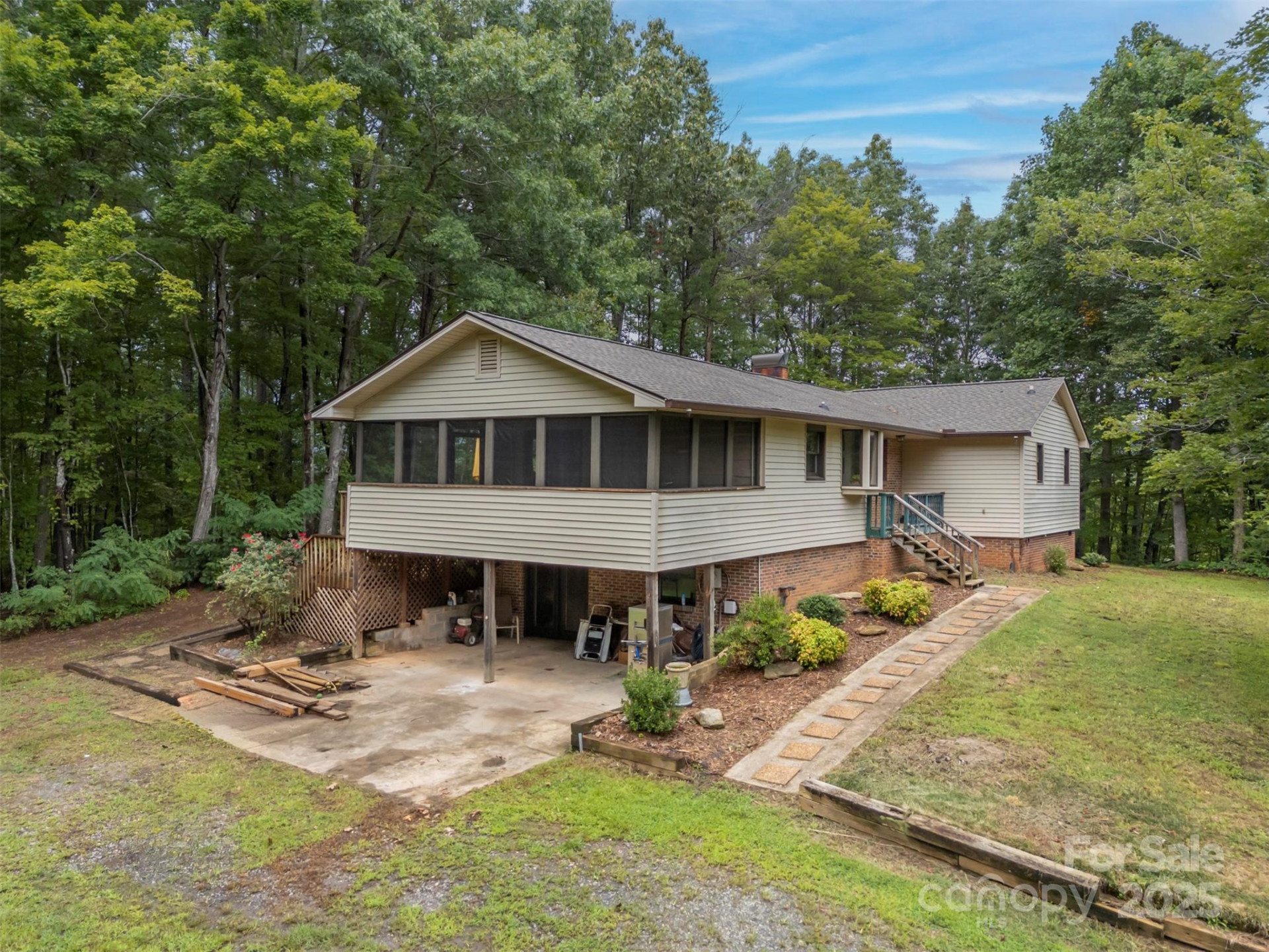 307 Owl Hollow Road - Photo 2