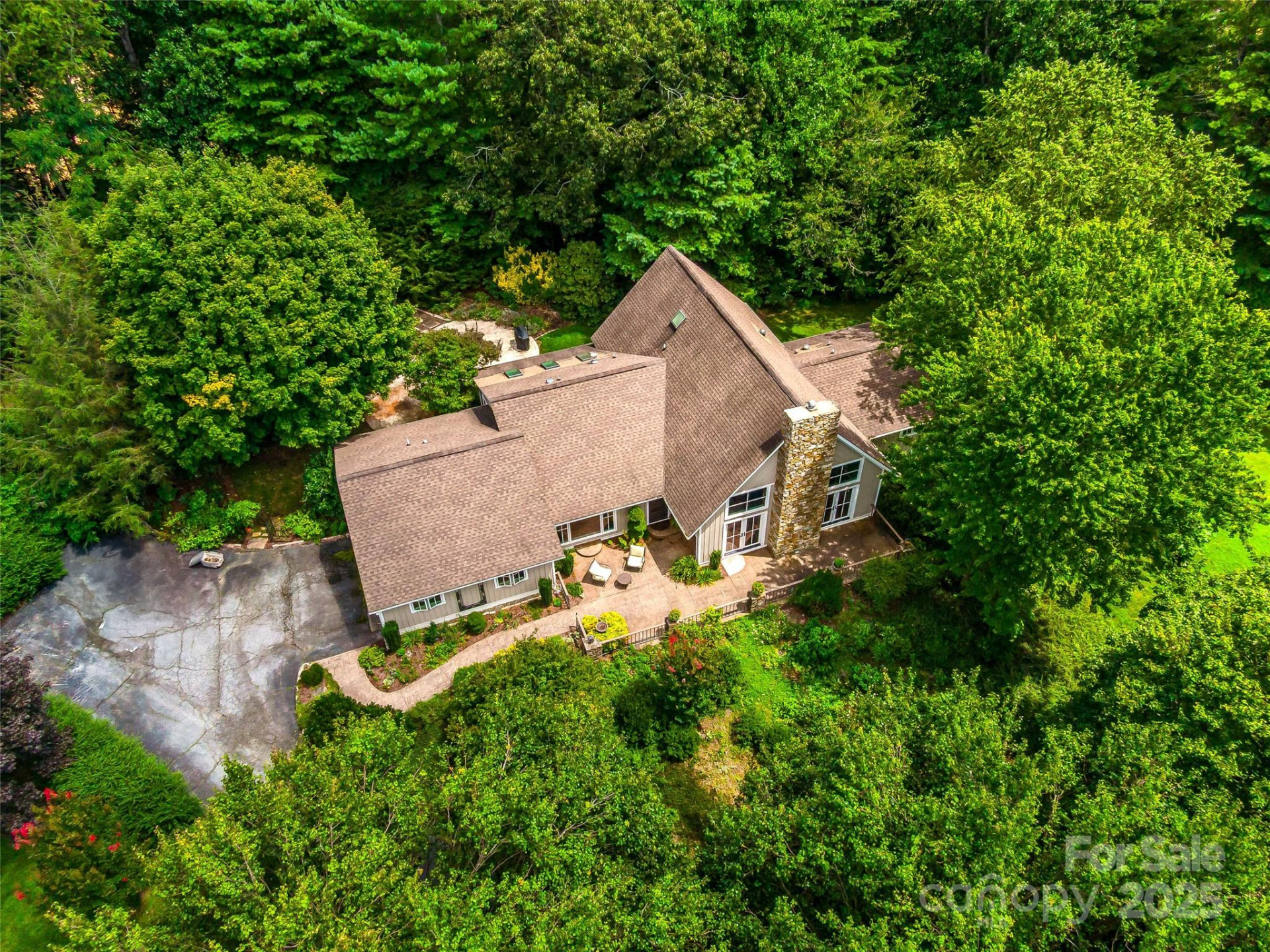 440 Rickel Drive - Photo 2