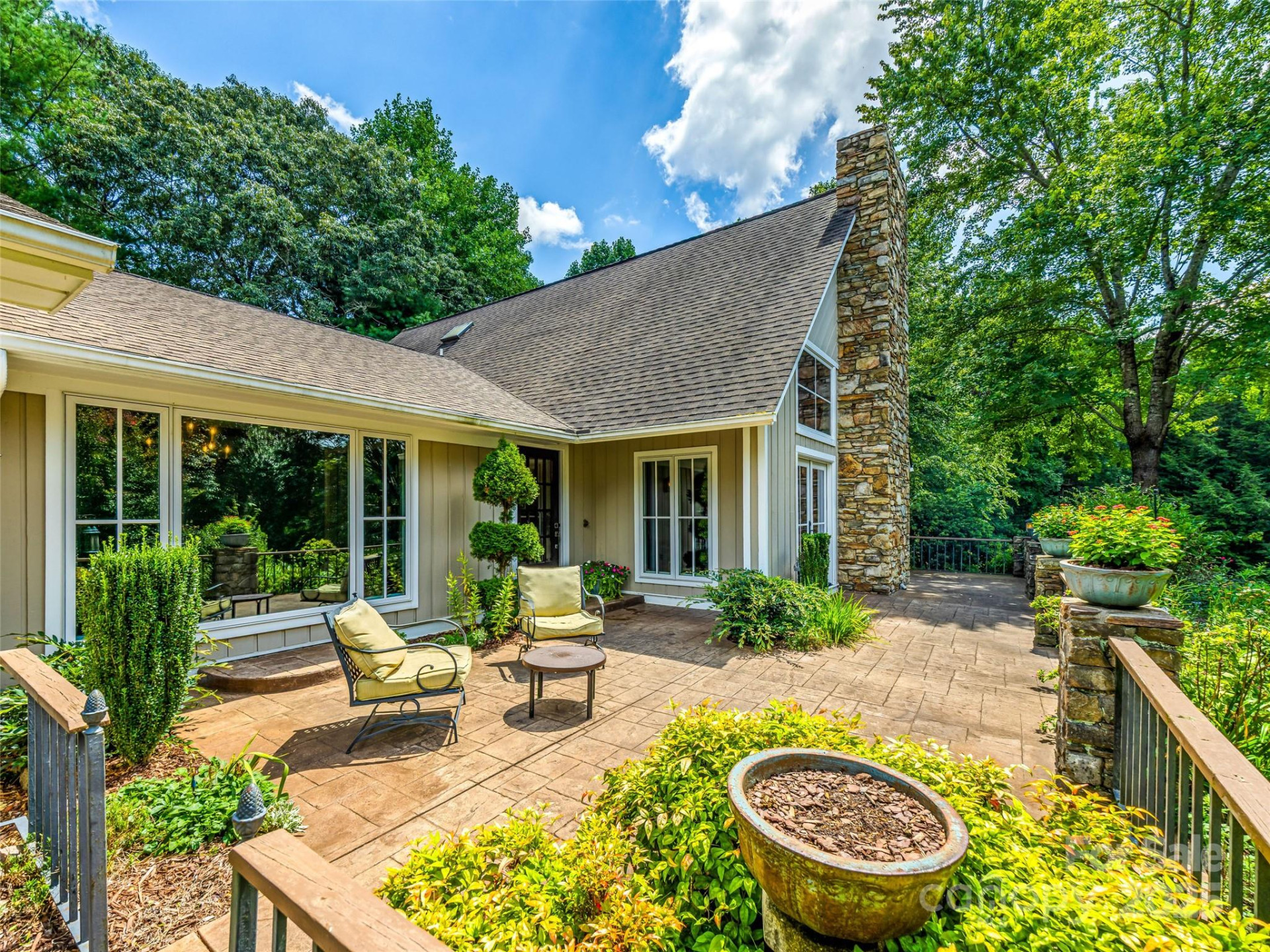 440 Rickel Drive - Photo 6