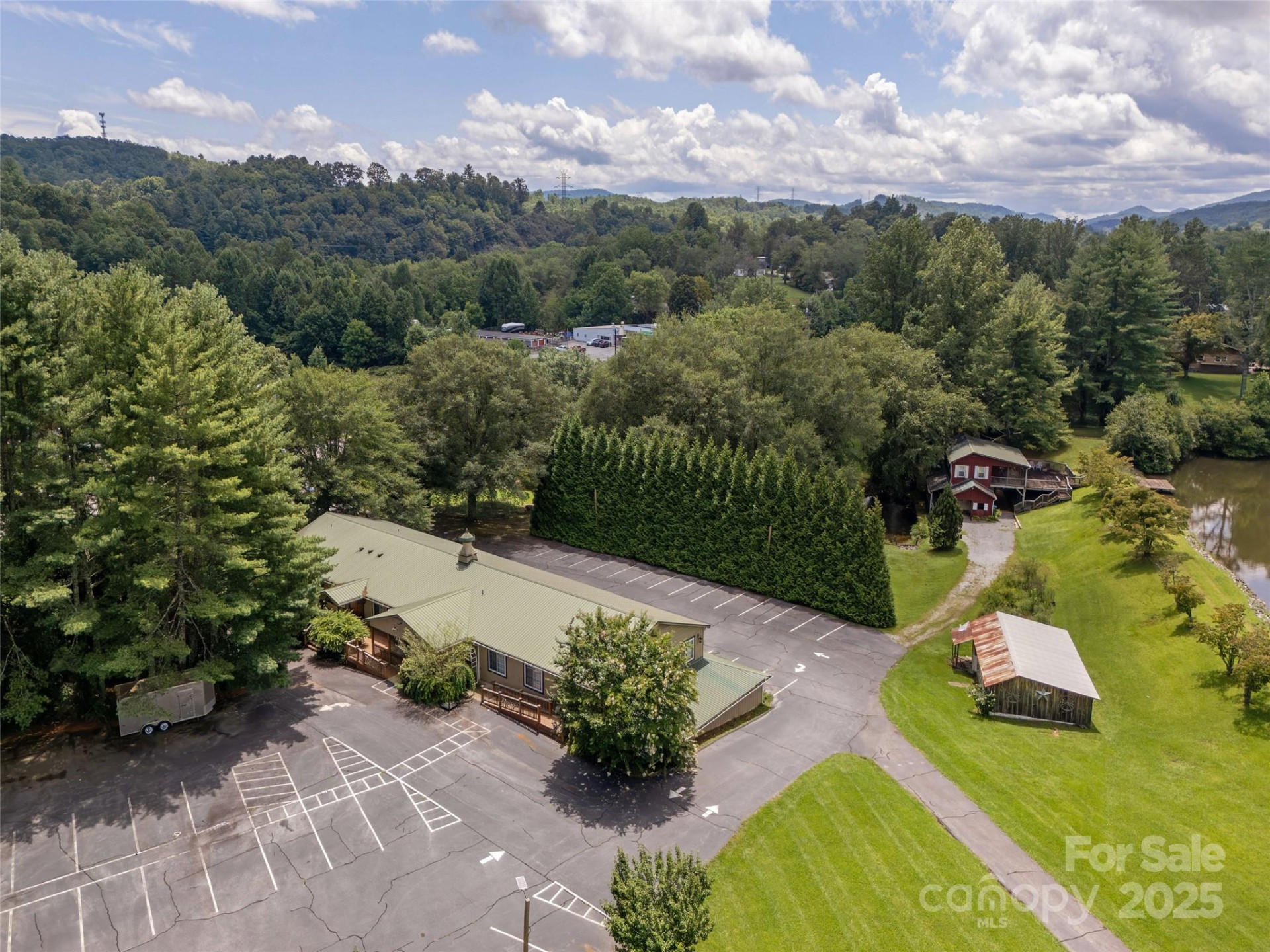8826 Boylston Highway - Photo 3