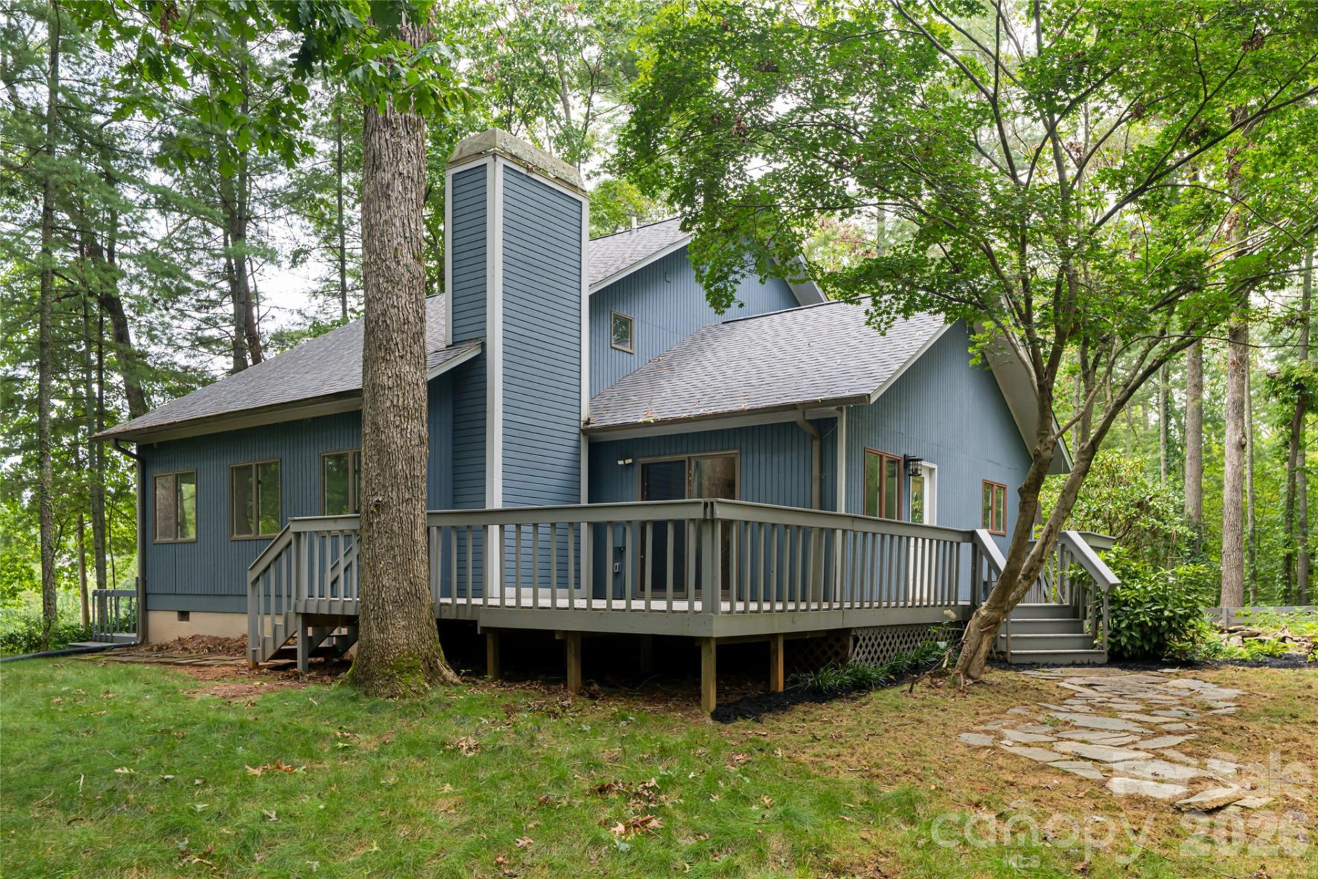427 Shadowwood Drive - Photo 37