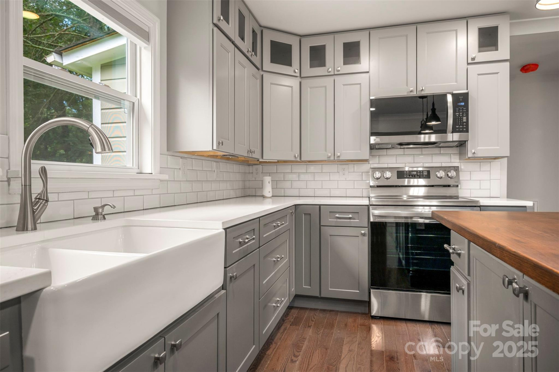 221 Red Barn Road - Photo 8