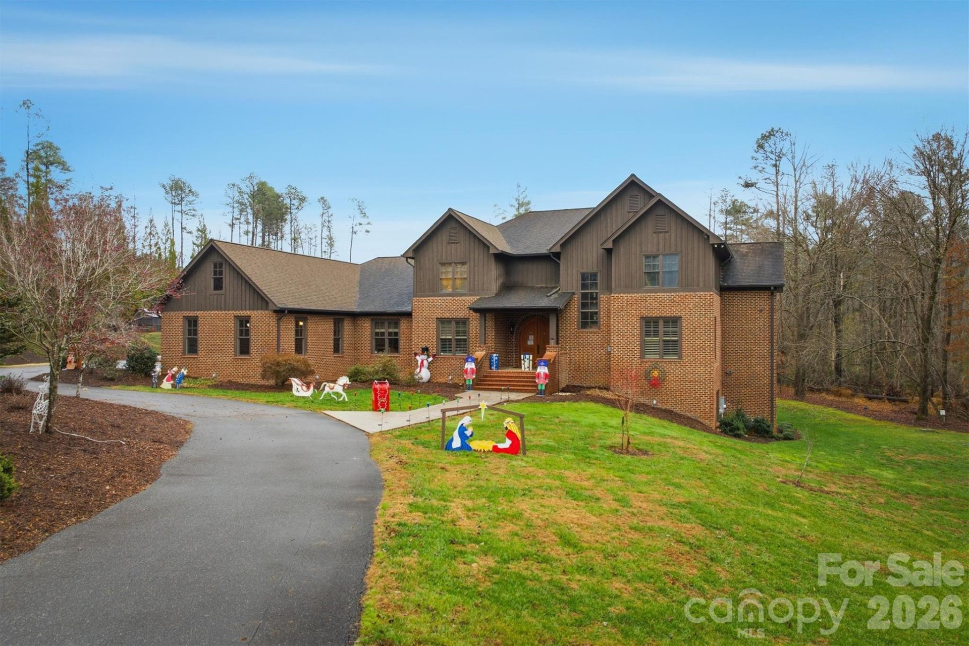 303 Constitution Drive - Photo 3