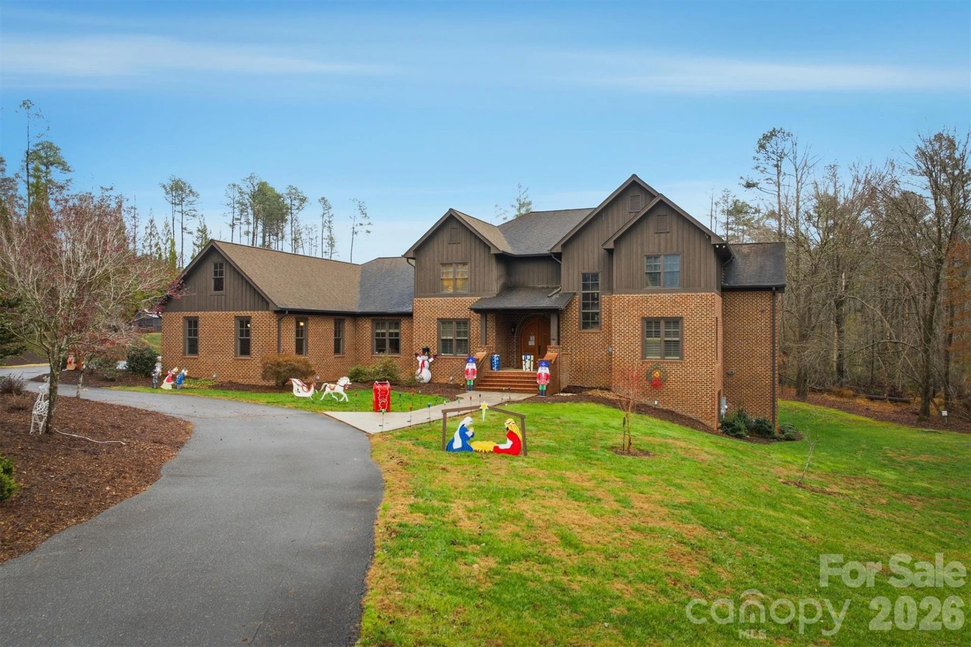 303 Constitution Drive - Photo 3