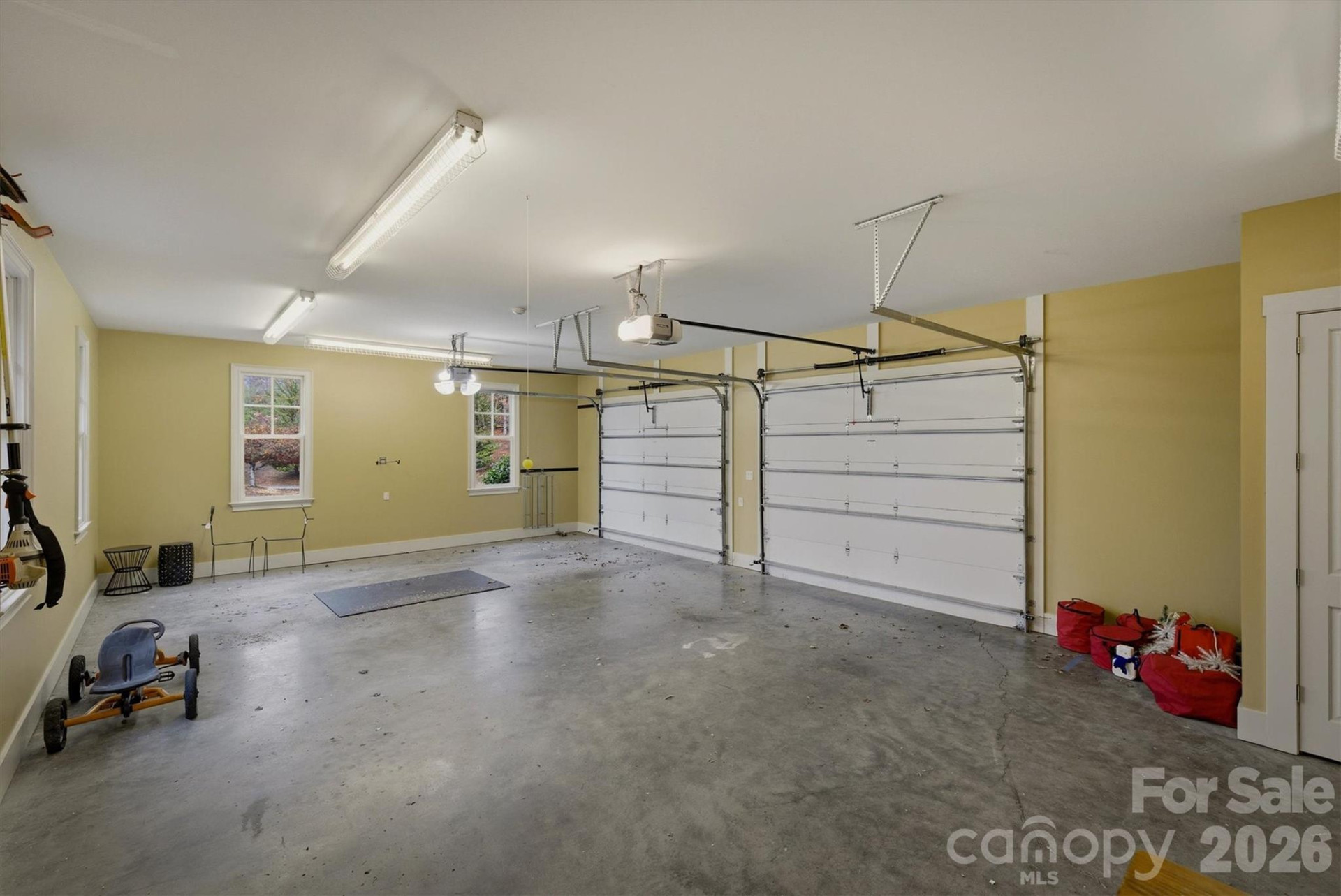 303 Constitution Drive - Photo 28