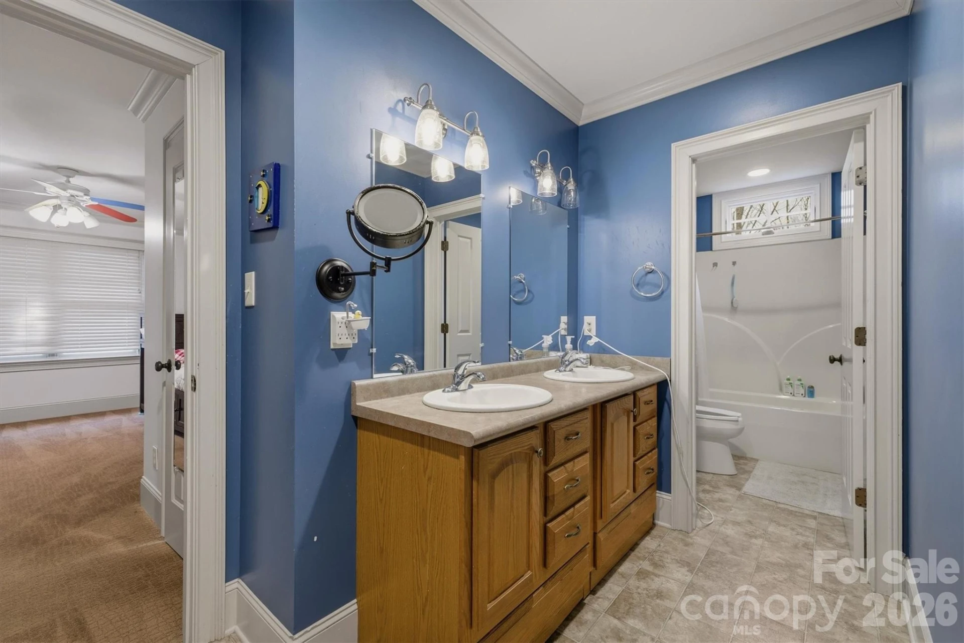 303 Constitution Drive - Photo 50