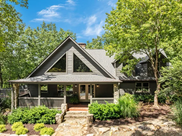 670 Barber Road, Zirconia, NC, 28790