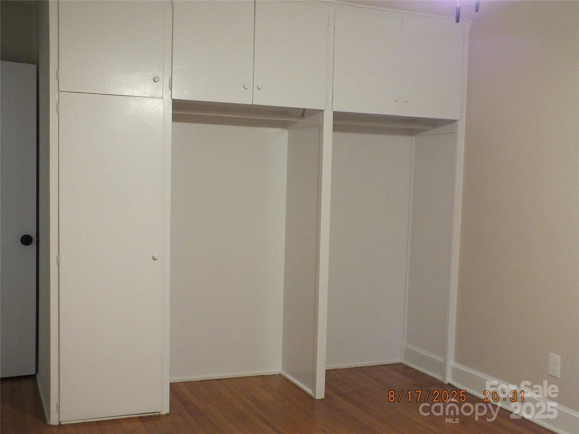 414 Springs Street - Photo 16