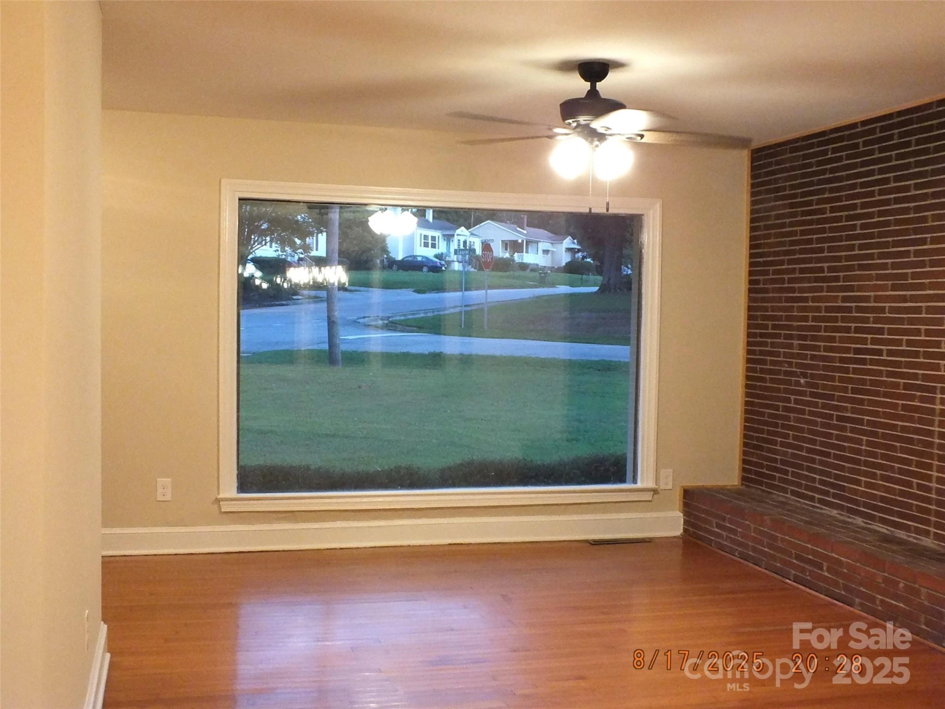 414 Springs Street - Photo 3