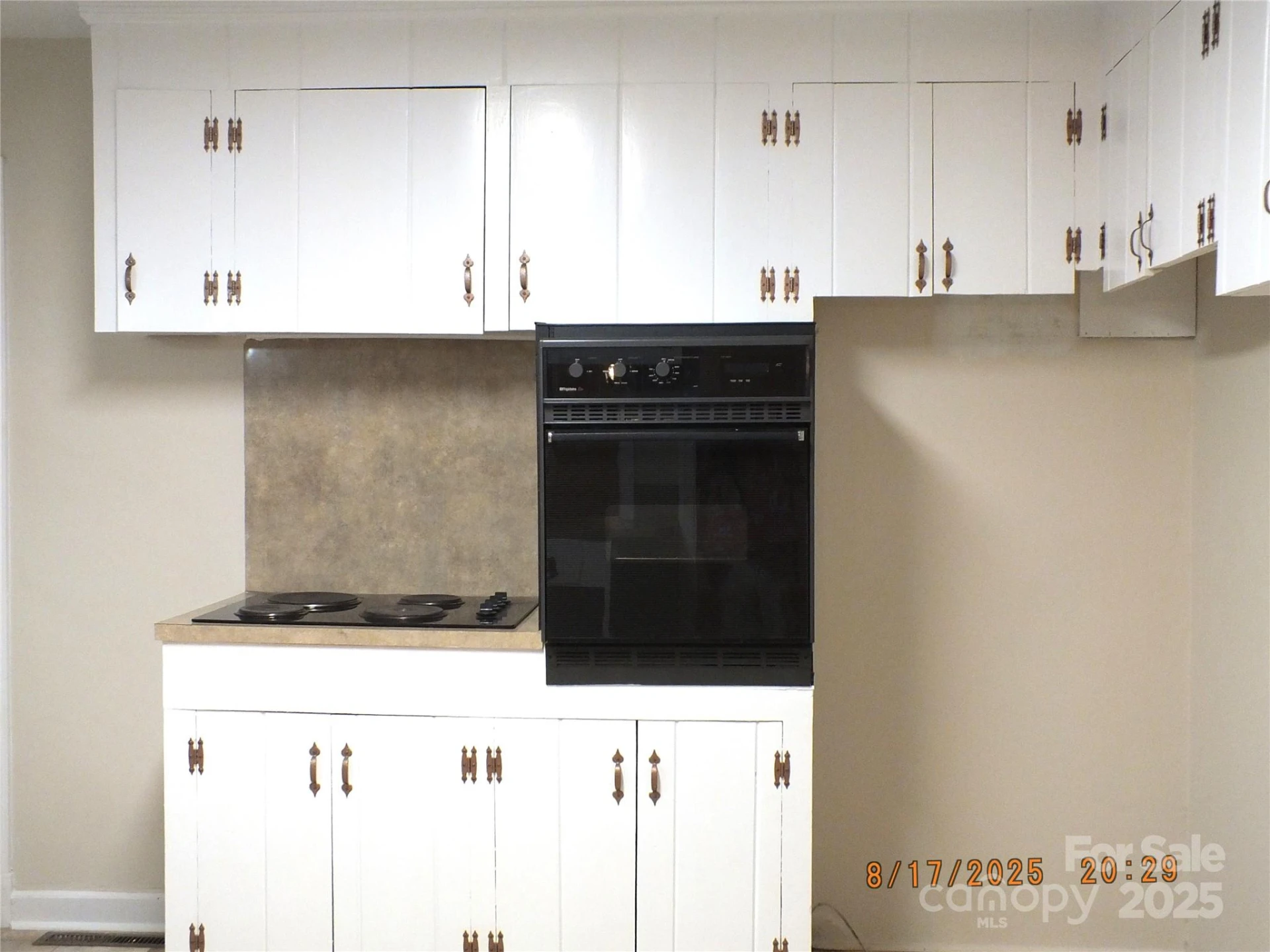 414 Springs Street - Photo 9
