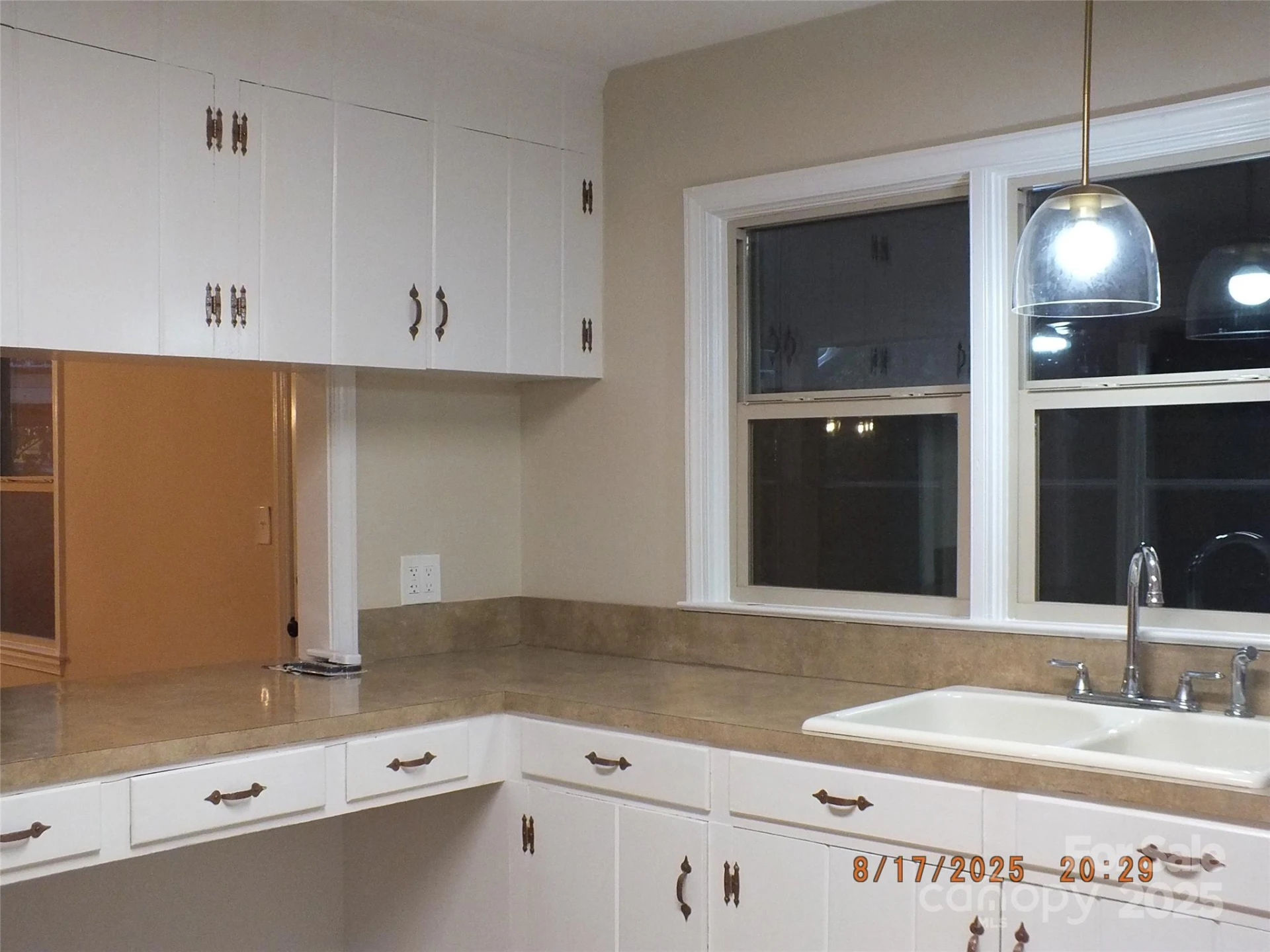 414 Springs Street - Photo 10