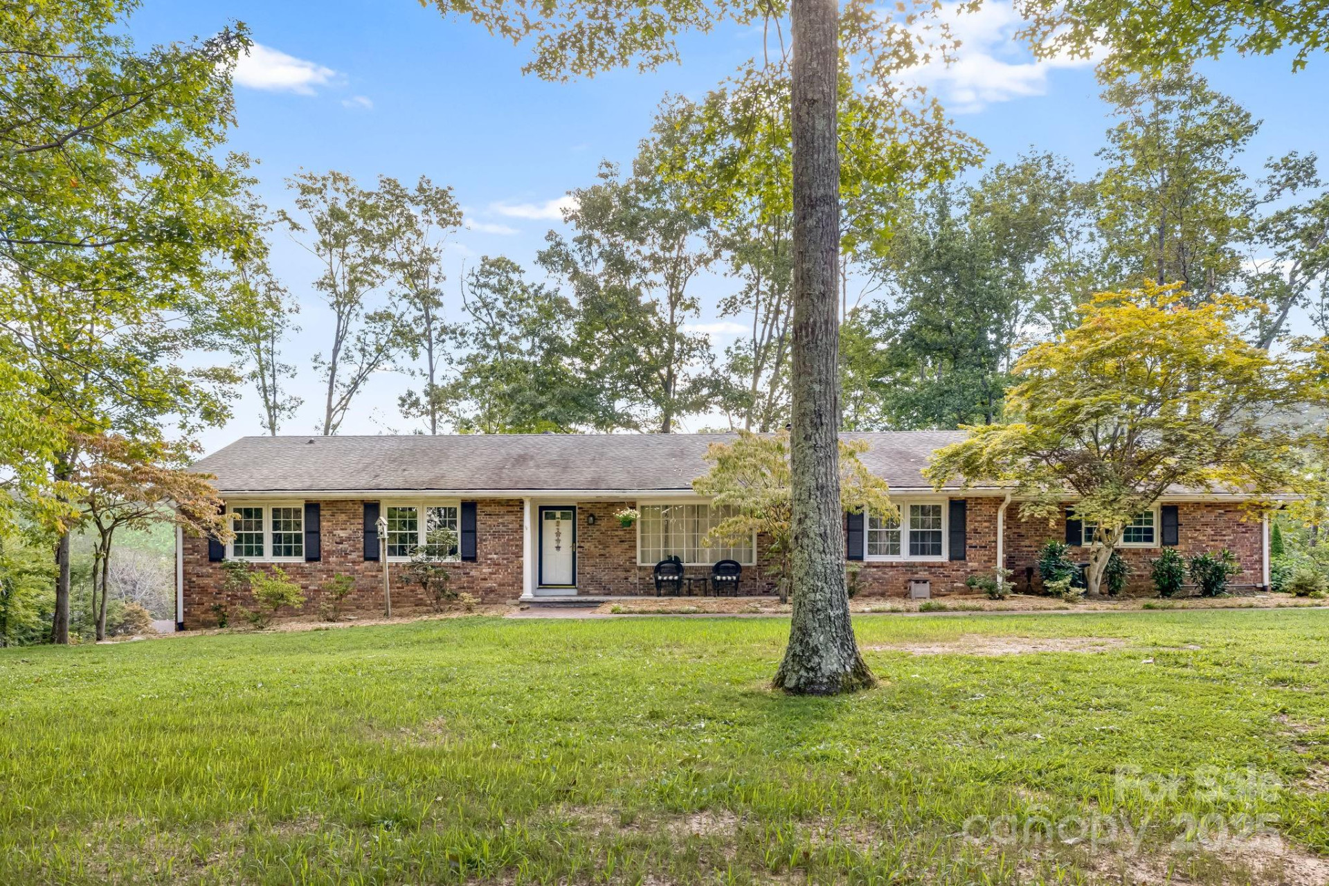 1 Glen Cove Road