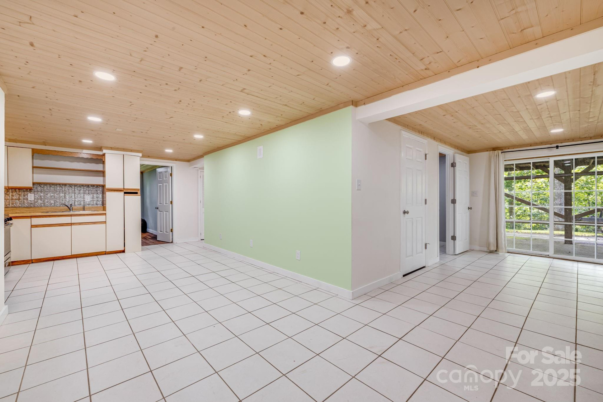 1 Glen Cove Road - Photo 28