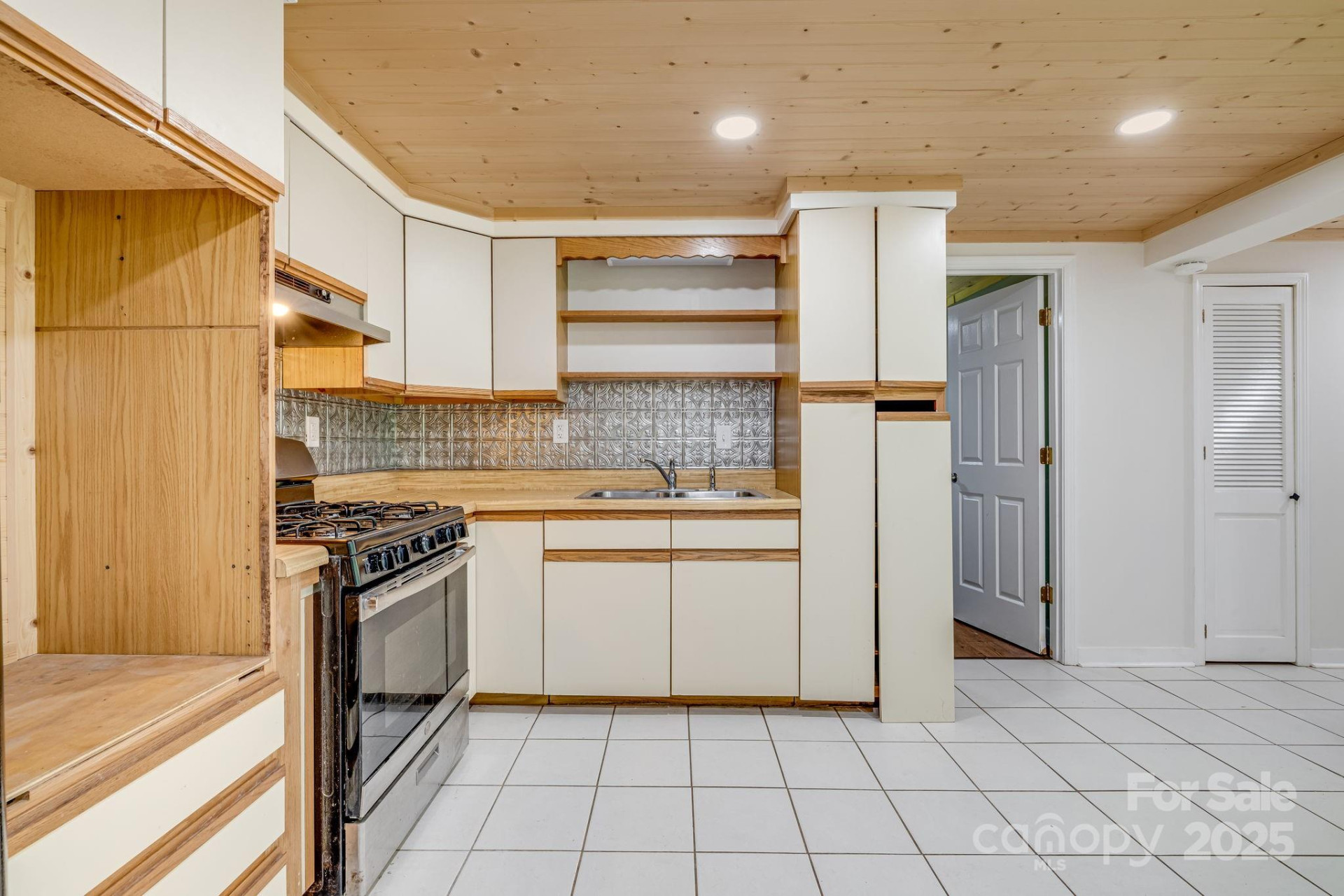 1 Glen Cove Road - Photo 29